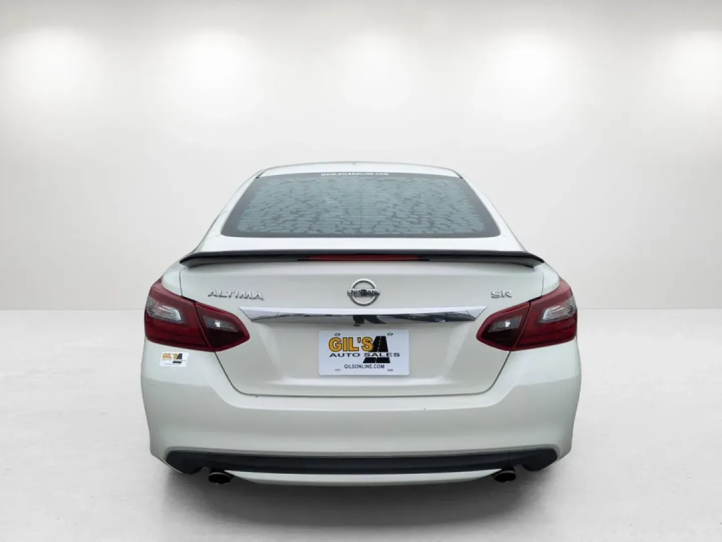 2017 /Sport Interior Nissan Altima 2.5 SR (1N4AL3AP3HC) with an Other engine, located at 7000 Northlake Connector, Columbus, GA, 31904, (706) 987-8085, 32.524975, -84.978134 - ### Discover Your Next Adventure with the 2017 Nissan Altima 2.5 SR at Gils Auto<br /> <br /> If you're in the market for a reliable vehicle that effortlessly balances style, comfort, and performance, look no further than this stunning 2017 Nissan Altima 2.5 SR, available now at Gils Auto in Phenix - Photo#5