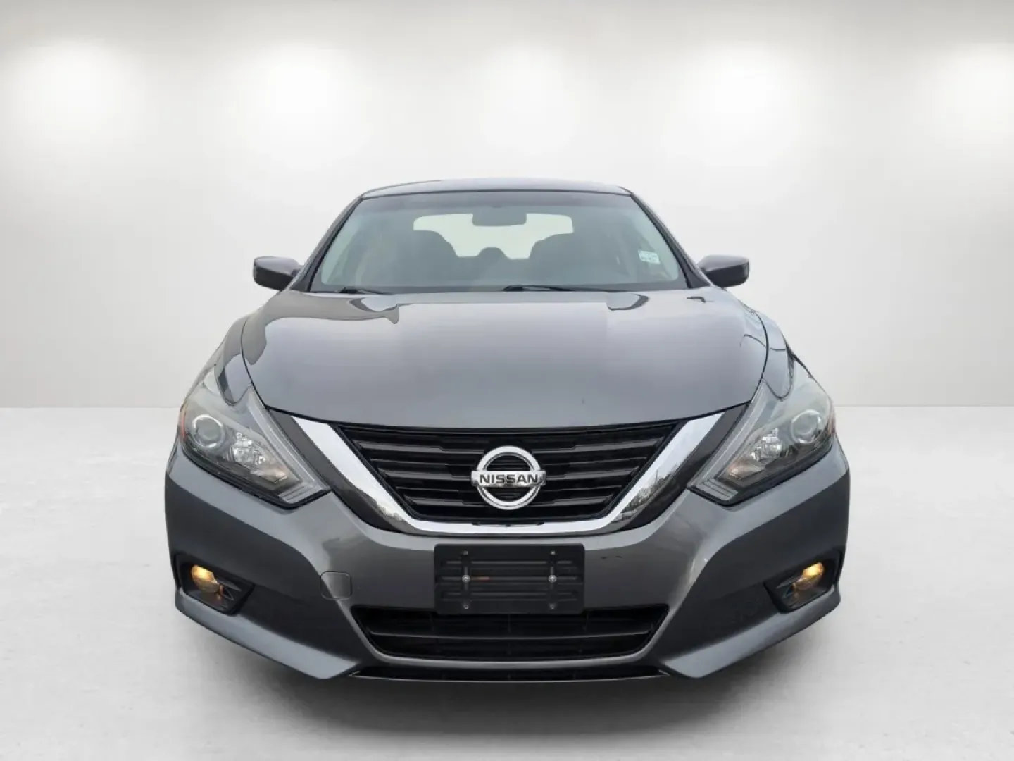 2017 /Sport Interior Nissan Altima 2.5 SR (1N4AL3AP6HC) with an Other engine, located at 804 22nd Ave, Phenix City, AL, 36870, (334) 297-1860, 32.484749, -85.024475 - **Discover Your Next Adventure with the 2017 Nissan Altima at Gils Auto!**<br /> <br /> Are you in the market for a reliable vehicle that fits seamlessly into your lifestyle? Look no further than the stunning 2017 Nissan Altima 2.5 SR, now available at Gils Auto in Phenix City, AL. This sedan is per - Photo#1