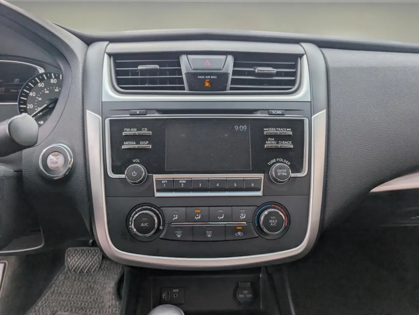 2017 /Sport Interior Nissan Altima 2.5 SR (1N4AL3AP6HC) with an Other engine, located at 804 22nd Ave, Phenix City, AL, 36870, (334) 297-1860, 32.484749, -85.024475 - **Discover Your Next Adventure with the 2017 Nissan Altima at Gils Auto!**<br /> <br /> Are you in the market for a reliable vehicle that fits seamlessly into your lifestyle? Look no further than the stunning 2017 Nissan Altima 2.5 SR, now available at Gils Auto in Phenix City, AL. This sedan is per - Photo#13