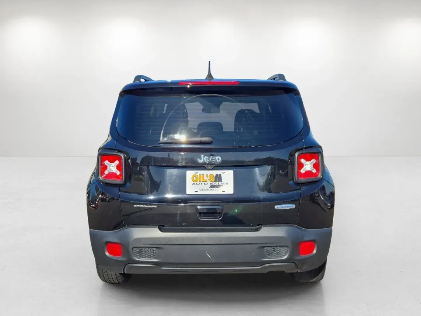 2019 /Ski Gray/Black Jeep Renegade Latitude (ZACNJABB6KP) with an Other engine, located at 521 Old Farm Lane Rd, Prattville, AL, 36066, (334) 325-1505, 32.482460, -86.416367 - Discover the perfect blend of style, utility, and reliability with the 2019 Jeep Renegade Latitude-your ideal companion for weekend adventures and daily commutes alike. Whether you're navigating Prattville's bustling streets or heading out to explore the breathtaking landscapes of Alabama, this cros - Photo#7