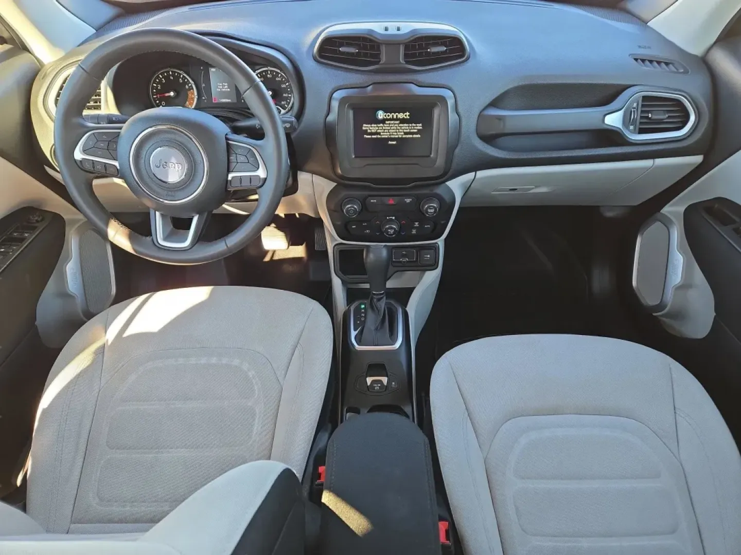 2019 /Ski Gray/Black Jeep Renegade Latitude (ZACNJABB6KP) with an Other engine, located at 521 Old Farm Lane Rd, Prattville, AL, 36066, (334) 325-1505, 32.482460, -86.416367 - Discover the perfect blend of style, utility, and reliability with the 2019 Jeep Renegade Latitude-your ideal companion for weekend adventures and daily commutes alike. Whether you're navigating Prattville's bustling streets or heading out to explore the breathtaking landscapes of Alabama, this cros - Photo#15