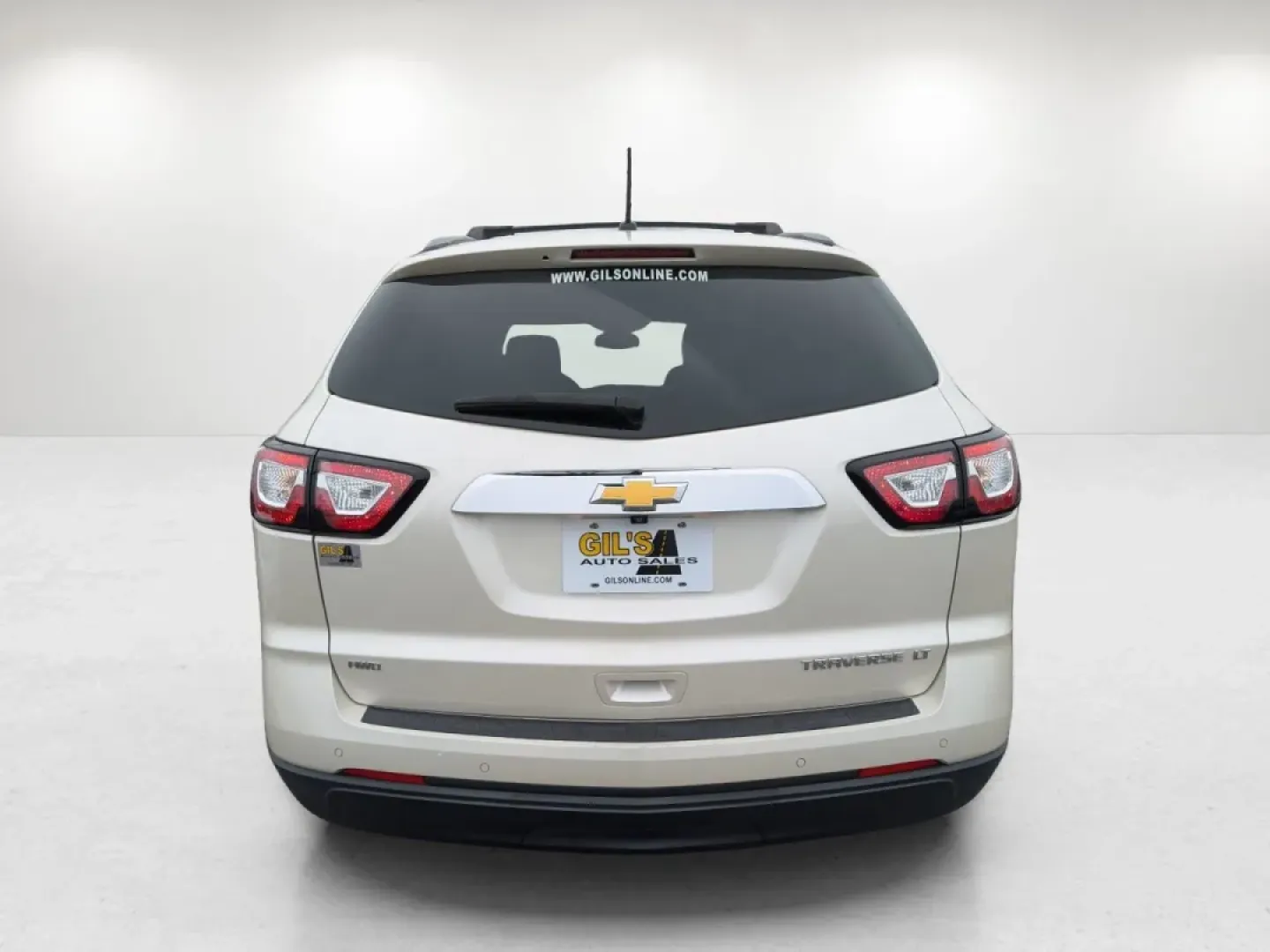 2014 /Dk Titanium/Lt Titanium Chevrolet Traverse LT (1GNKVGKD8EJ) with an Other engine, located at 5115 14th Ave., Columbus, GA, 31904, (706) 323-0345, 32.511494, -84.971046 - **Discover Adventure with the 2014 Chevrolet Traverse LT at Gils Auto - Columbus**<br /> <br /> Are you ready to elevate your family adventures or daily commutes? Look no further than this stunning 2014 Chevrolet Traverse LT, perfect for growing families and weekend explorers alike. With its spaciou - Photo#5