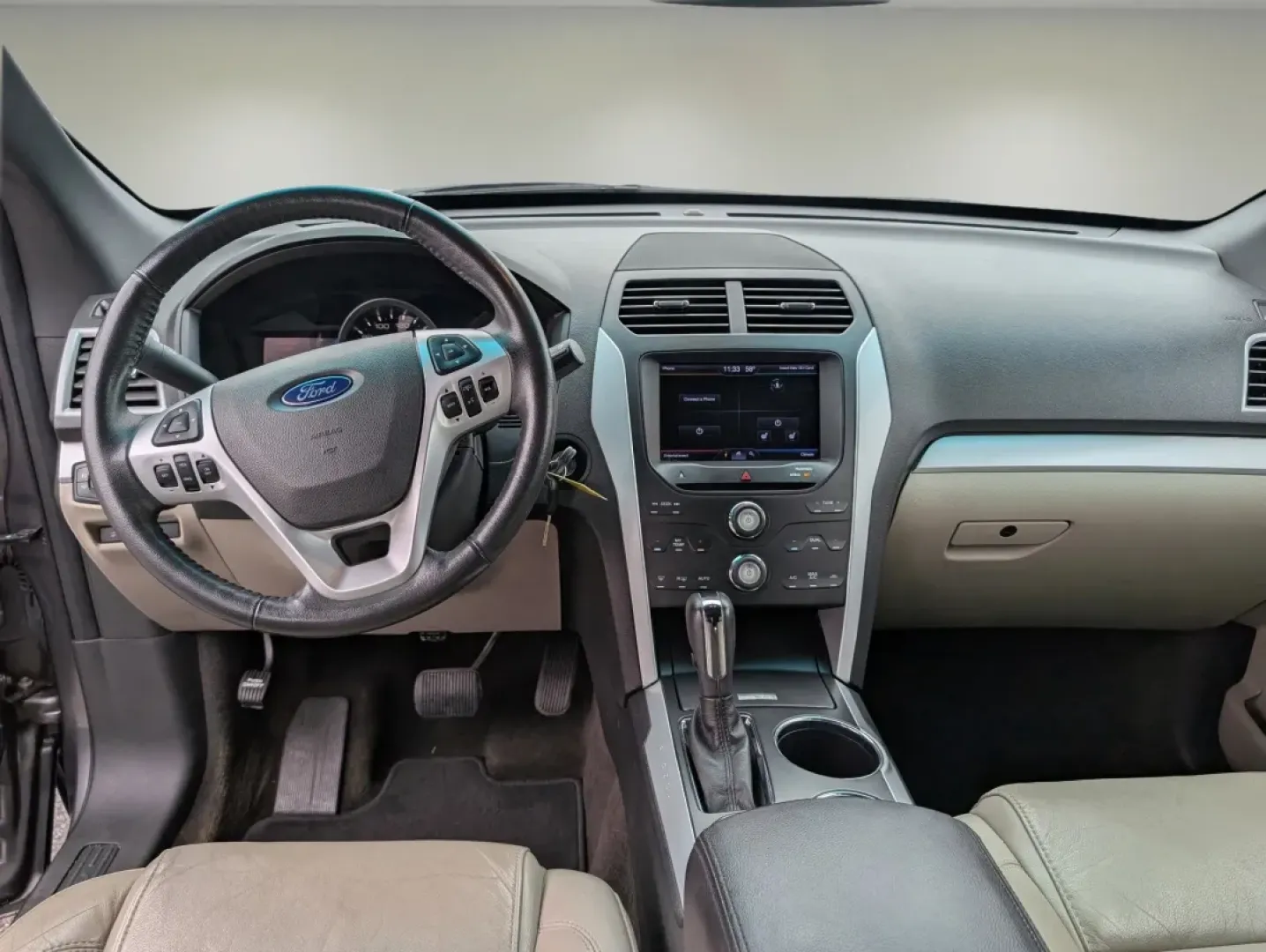 2013 Ford Explorer XLT (1FM5K7D90DG) with an Other engine, located at 804 22nd Ave, Phenix City, AL, 36870, (334) 297-1860, 32.484749, -85.024475 - **Adventure Awaits with the 2013 Ford Explorer XLT at Gils Auto!**<br /> <br /> Are you ready to elevate your weekend getaways or daily commutes? The 2013 Ford Explorer XLT is the perfect blend of style, comfort, and versatility, making it the ideal choice for families, adventurers, or anyone in nee - Photo#12