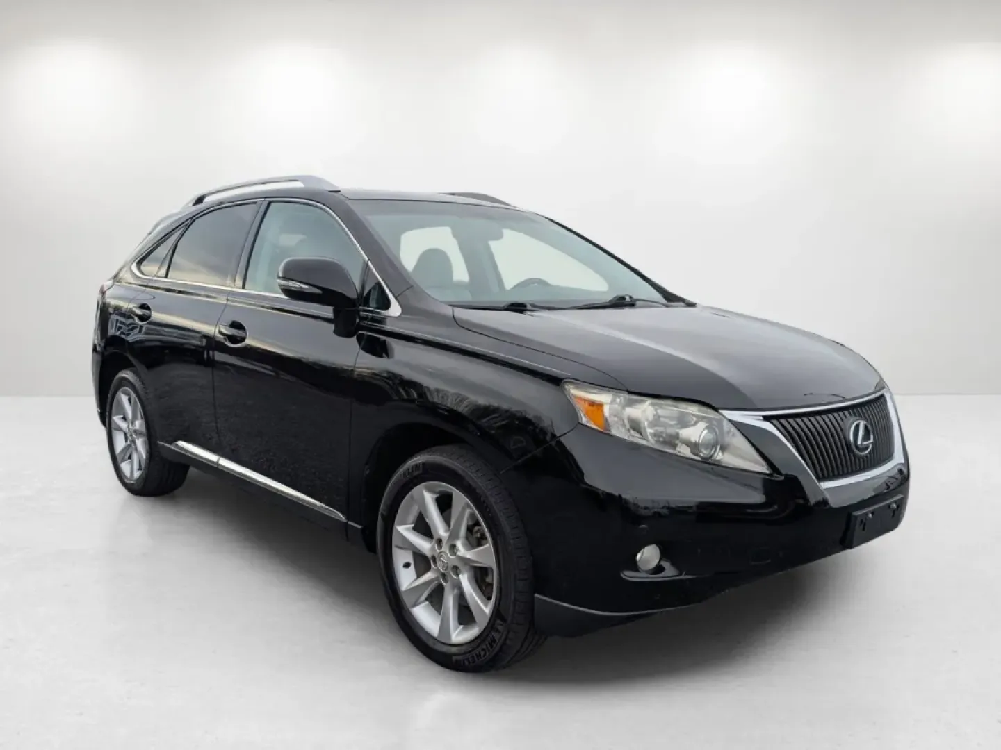 2011 Lexus RX 350 (2T2BK1BA1BC) with an Other engine, located at 804 22nd Ave, Phenix City, AL, 36870, (334) 297-1860, 32.484749, -85.024475 - Are you in search of a versatile SUV that can effortlessly adapt to your lifestyle? Look no further than this sleek 2011 Lexus RX 350 at Gils Auto in Opelika, AL. Whether you're a growing family navigating weekend adventures, a commuter seeking comfort for long drives, or a budget-conscious buyer lo - Photo#2