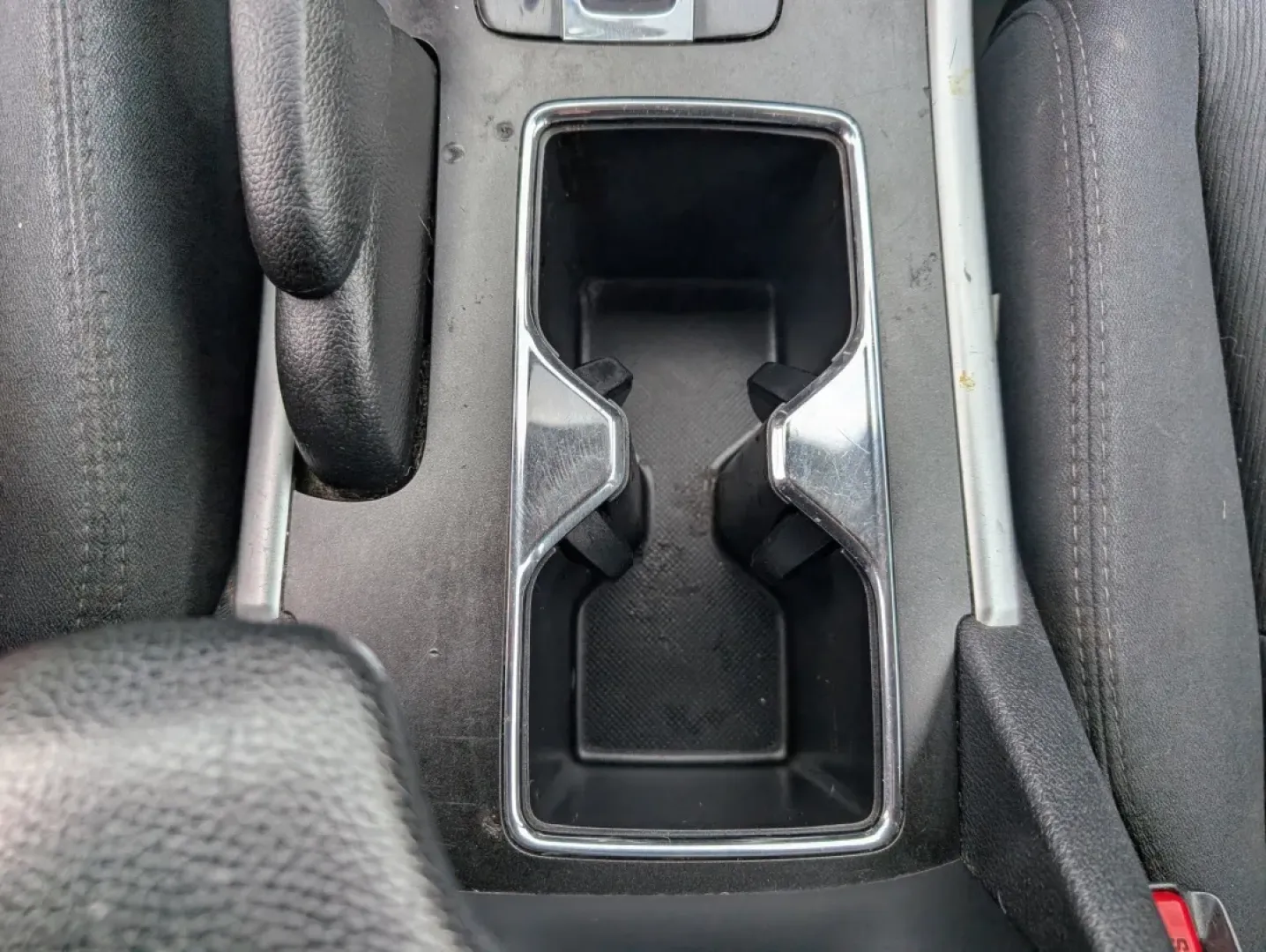 2014 Honda Accord Sedan Sport (1HGCR2F53EA) with an Other engine, located at 7000 Northlake Connector, Columbus, GA, 31904, (706) 987-8085, 32.524975, -84.978134 - **Experience the Perfect Blend of Comfort and Reliability with the 2014 Honda Accord Sedan at Gils Auto - Columbus #2!**<br /> <br /> Are you searching for a dependable vehicle that effortlessly fits into your busy lifestyle? Look no further than this stunning 2014 Honda Accord Sedan, ideal for dail - Photo#14