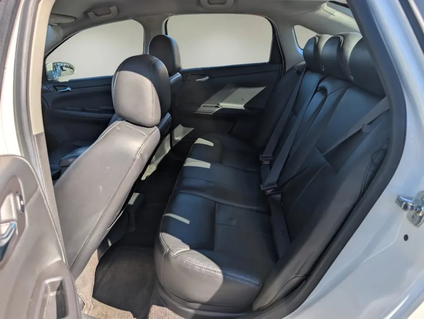 2007 /Ebony Chevrolet Impala 3.9L LT (2G1WC58R479) with an Other engine, located at 521 Old Farm Lane Rd, Prattville, AL, 36066, (334) 325-1505, 32.482460, -86.416367 - **Experience the Open Road with the 2007 Chevrolet Impala at Gils Auto!**<br /> <br /> Are you in search of a reliable sedan that can handle both the daily commute and weekend getaways? Look no further! The 2007 Chevrolet Impala, available at Gils Auto in Phenix City, AL, is your perfect companion f - Photo#10