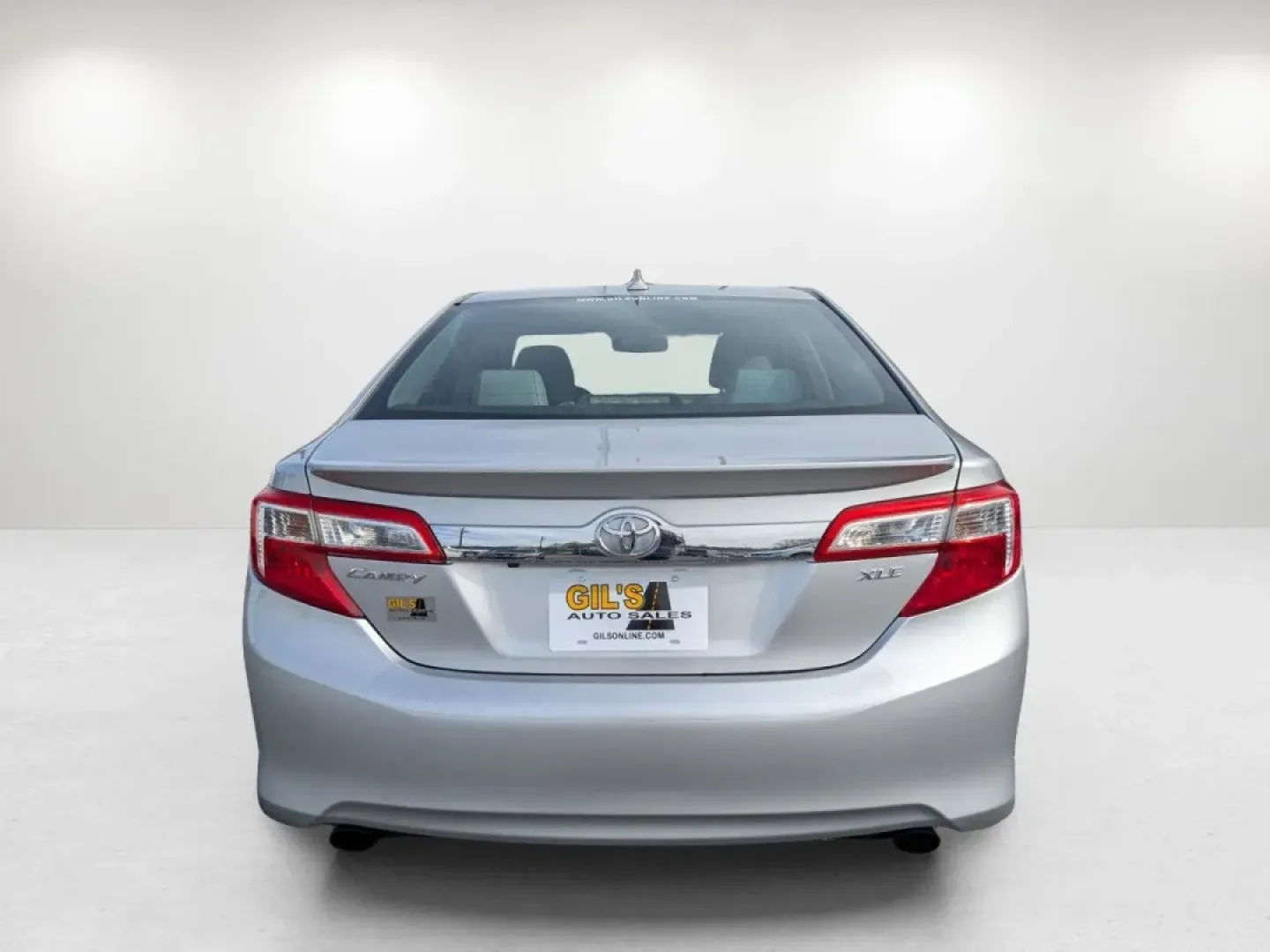 2012 Toyota Camry XLE (4T1BK1FK6CU) with an Other engine, located at 3959 U.S. 80 W, Phenix City, AL, 36870, (334) 297-4885, 32.469296, -85.135185 - Discover the perfect blend of comfort, reliability, and modern features with the 2012 Toyota Camry, available now at Gils Auto in Phenix City, AL. This sedan is not just a vehicle; it's a gateway to enhancing your lifestyle-whether you're commuting to work, taking the family on weekend adventures, o - Photo#5