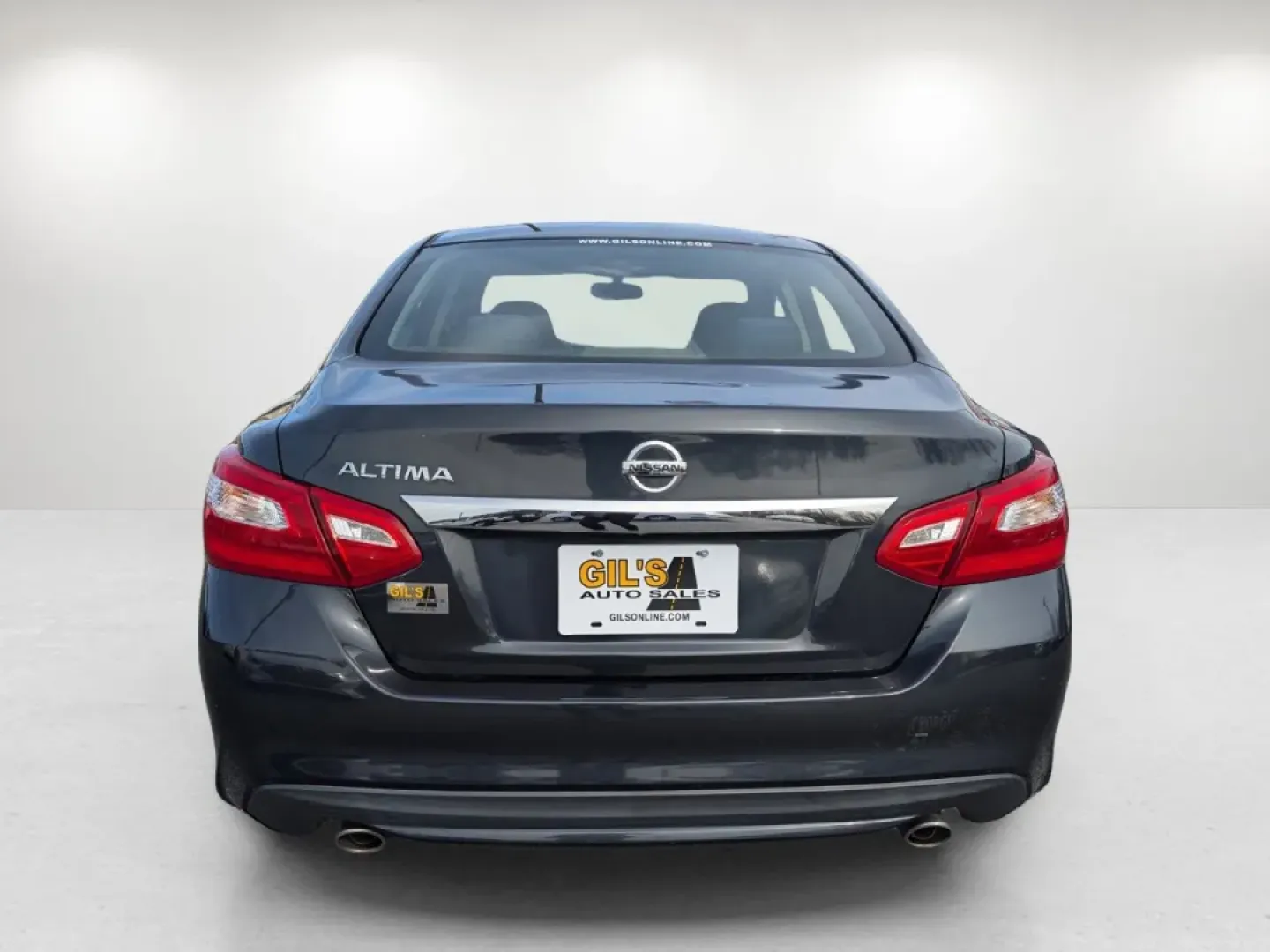 2017 /Charcoal Nissan Altima 2.5 S (1N4AL3AP4HN) with an Other engine, located at 5115 14th Ave., Columbus, GA, 31904, (706) 323-0345, 32.511494, -84.971046 - **Explore New Adventures with the 2017 Nissan Altima at Gils Auto - Your Trusted Buy Here Pay Here Dealership in Phenix City, AL!**<br /> <br /> Life is full of journeys, and the 2017 Nissan Altima 2.5 S is ready to take you on yours, whether it's daily commutes, family outings, or weekend getaways. - Photo#5