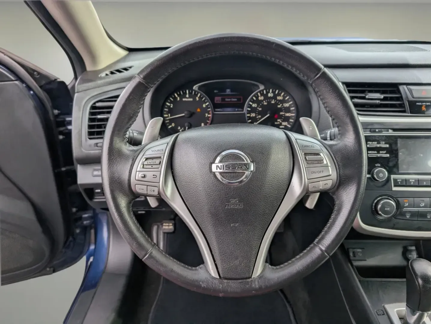 2016 /Charcoal Nissan Altima 2.5 SR (1N4AL3APXGN) with an Other engine, located at 7000 Northlake Connector, Columbus, GA, 31904, (706) 987-8085, 32.524975, -84.978134 - Are you searching for a reliable and stylish sedan that fits perfectly into your busy lifestyle? Look no further! The 2016 Nissan Altima 2.5 SR is the ideal vehicle for daily commuters, families on the go, or anyone looking for a dependable ride to navigate through Phenix City and beyond. With its s - Photo#15