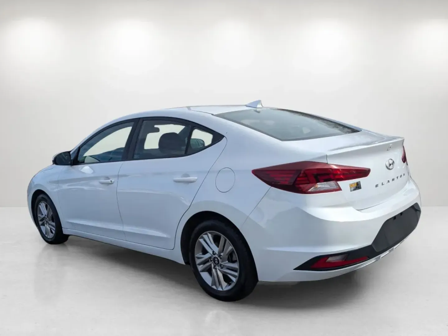 2020 /Black Hyundai Elantra SEL (5NPD84LF1LH) with an Other engine, located at 5115 14th Ave., Columbus, GA, 31904, (706) 323-0345, 32.511494, -84.971046 - Embark on a journey of comfort and reliability with the 2020 Hyundai Elantra SEL, a sedan designed to elevate your daily commute or family outings. Perfect for budget-conscious buyers or those seeking a dependable vehicle with style, this Elantra seamlessly combines practicality with modern features - Photo#6