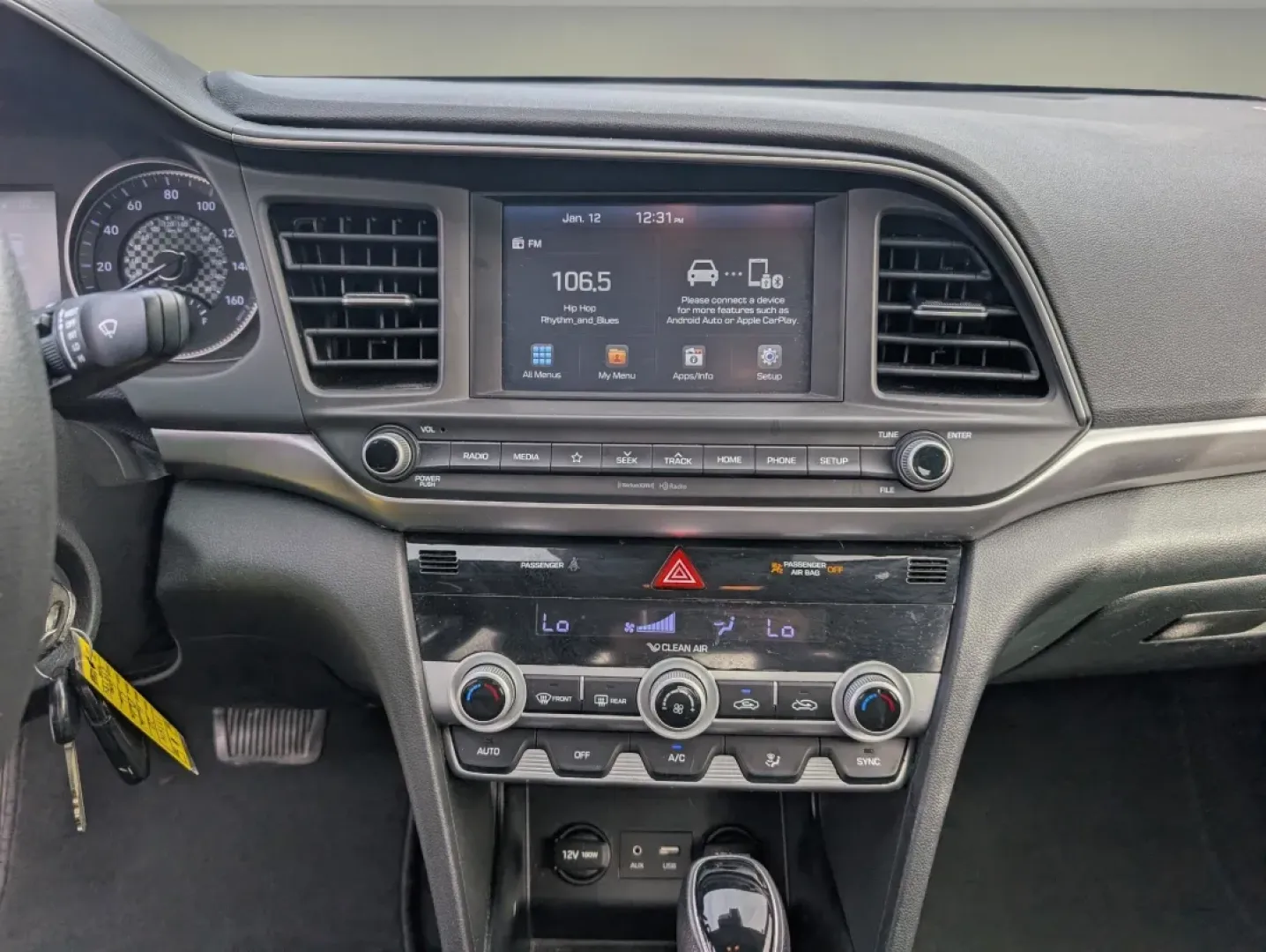 2020 /Black Hyundai Elantra SEL (5NPD84LF1LH) with an Other engine, located at 5115 14th Ave., Columbus, GA, 31904, (706) 323-0345, 32.511494, -84.971046 - Embark on a journey of comfort and reliability with the 2020 Hyundai Elantra SEL, a sedan designed to elevate your daily commute or family outings. Perfect for budget-conscious buyers or those seeking a dependable vehicle with style, this Elantra seamlessly combines practicality with modern features - Photo#14