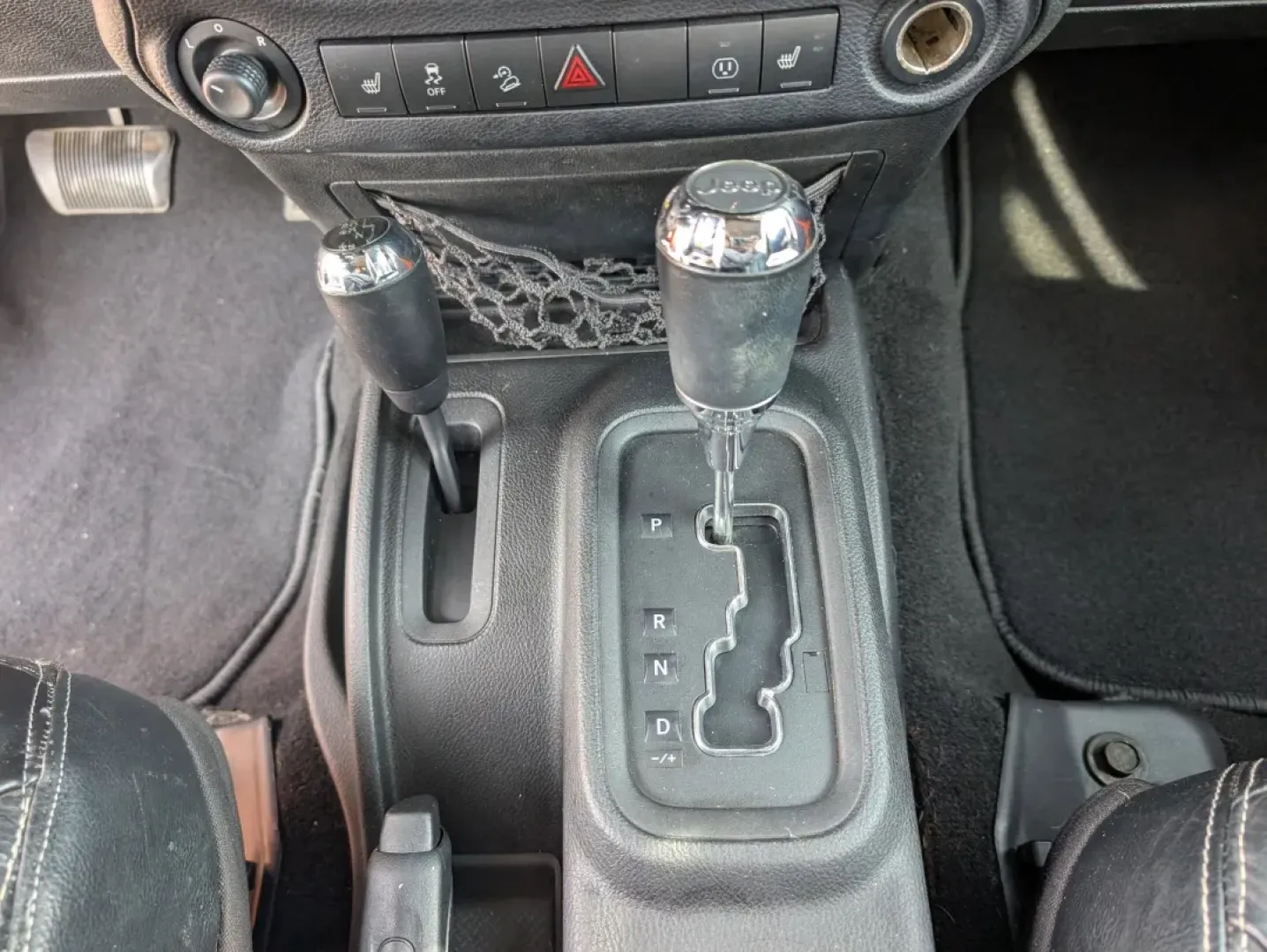 2013 /Black Interior Jeep Wrangler Sahara (1C4BJWEG5DL) with an Other engine, located at 7000 Northlake Connector, Columbus, GA, 31904, (706) 987-8085, 32.524975, -84.978134 - **Explore the Great Outdoors in Your Dream 2013 Jeep Wrangler Sahara!** <br /> <br /> Are you ready to embark on unforgettable weekend adventures or navigate your daily commute with style and confidence? Look no further than this stunning 2013 Jeep Wrangler Sahara, available now at Gils Auto in Phen - Photo#12