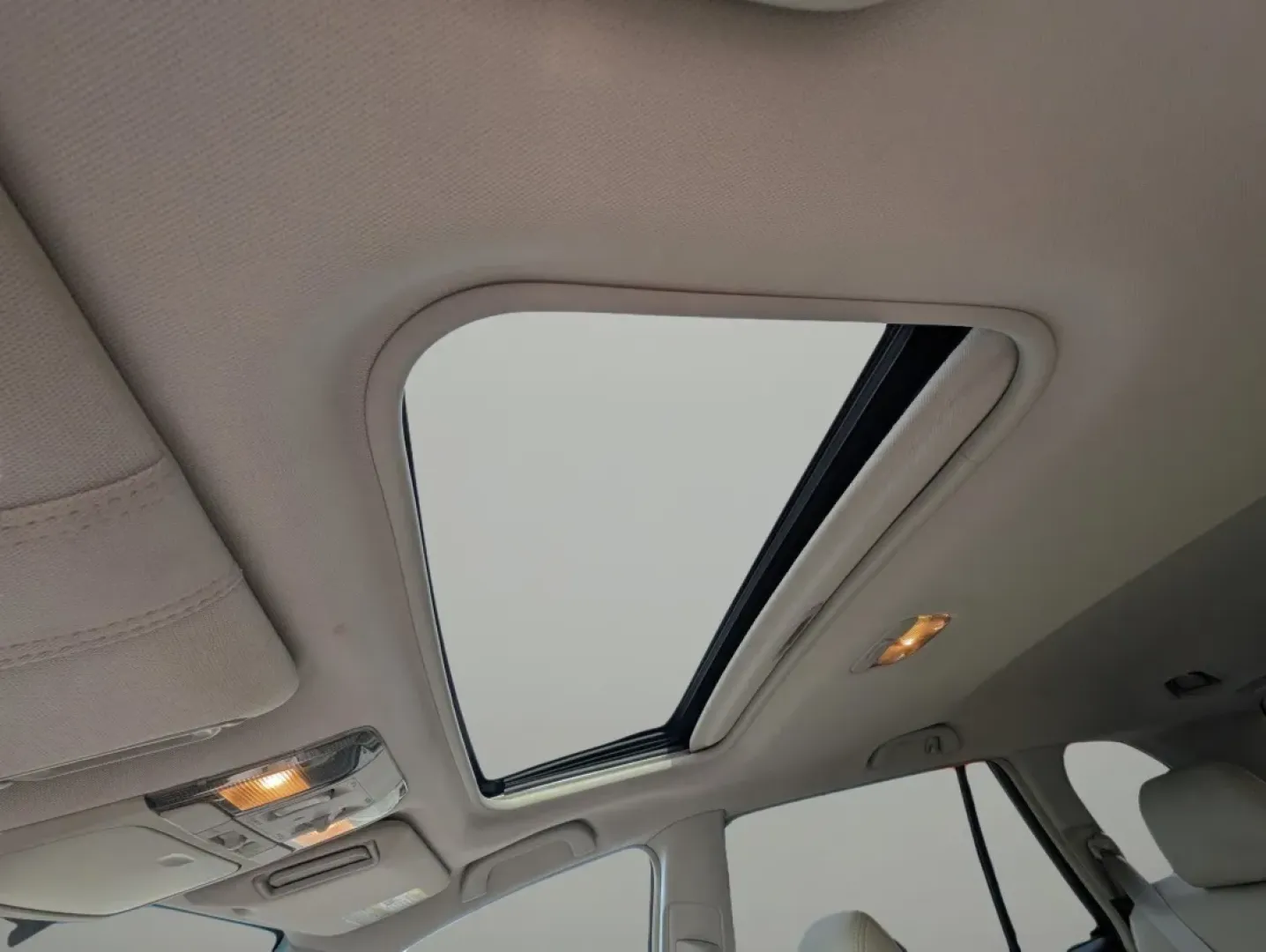 2012 /Warm Ivory Subaru Outback 2.5i Limited (4S4BRCLC6C3) with an Other engine, located at 3959 U.S. 80 W, Phenix City, AL, 36870, (334) 297-4885, 32.469296, -85.135185 - **Unlock Adventure with the 2012 Subaru Outback 2.5i Limited!** <br /> <br /> Are you ready to take your family on unforgettable road trips or explore the great outdoors? The 2012 Subaru Outback 2.5i Limited is the perfect companion for your next adventure. With its all-wheel drive capability and sp - Photo#16