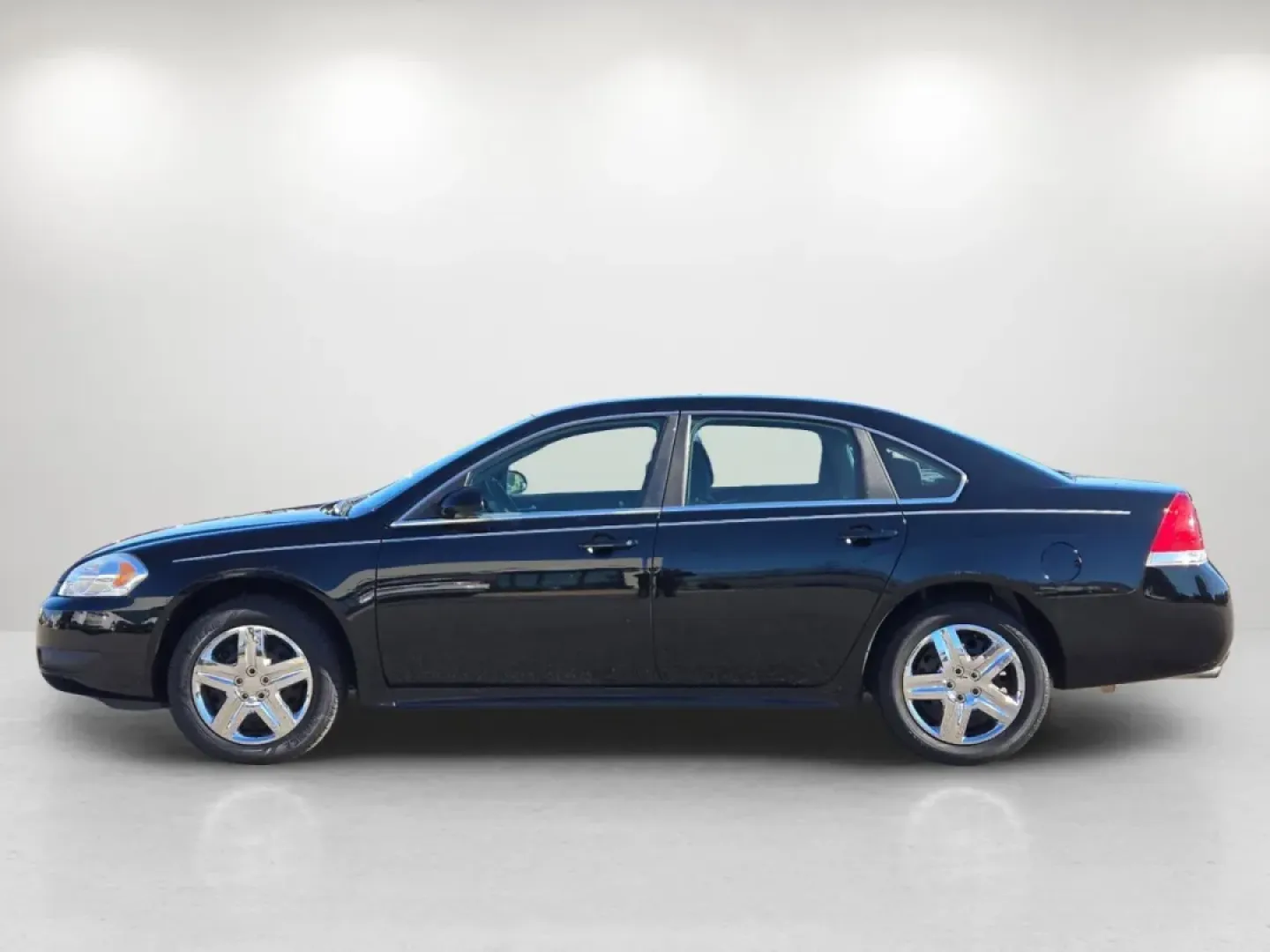 2016 /Ebony Chevrolet Impala Limited Police Police (2G1WD5E37G1) with an Other engine, located at 521 Old Farm Lane Rd, Prattville, AL, 36066, (334) 325-1505, 32.482460, -86.416367 - **Elevate Your Everyday Drive with the 2016 Chevrolet Impala Limited Police Edition!** <br /> <br /> Are you in search of a reliable sedan that blends performance, safety, and value? Look no further than this sleek 2016 Chevrolet Impala Limited Police Edition, available now at Gils Auto in Prattvill - Photo#8