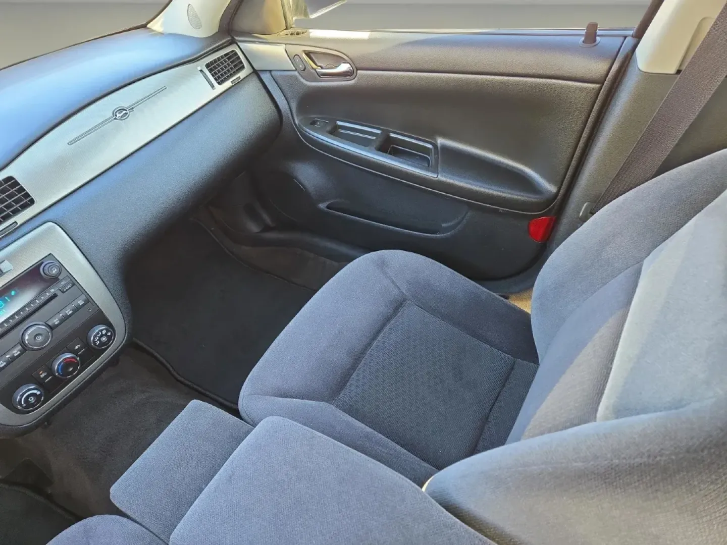 2016 /Ebony Chevrolet Impala Limited Police Police (2G1WD5E37G1) with an Other engine, located at 521 Old Farm Lane Rd, Prattville, AL, 36066, (334) 325-1505, 32.482460, -86.416367 - **Elevate Your Everyday Drive with the 2016 Chevrolet Impala Limited Police Edition!** <br /> <br /> Are you in search of a reliable sedan that blends performance, safety, and value? Look no further than this sleek 2016 Chevrolet Impala Limited Police Edition, available now at Gils Auto in Prattvill - Photo#14