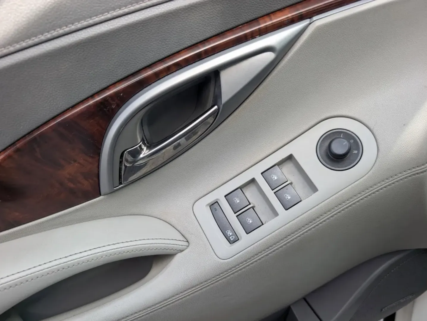 2011 /Dark Titanium/Light Titanium Buick LaCrosse CXS (1G4GE5ED7BF) with an Other engine, located at 5115 14th Ave., Columbus, GA, 31904, (706) 323-0345, 32.511494, -84.971046 - **Elevate Your Drive with the 2011 Buick LaCrosse CXS: The Perfect Sedan for Everyday Luxury**<br /> <br /> Discover the perfect blend of style, comfort, and performance with the 2011 Buick LaCrosse CXS, available now at Gils Auto in Phenix City, AL. This elegant sedan is not just a vehicle; it's a - Photo#8