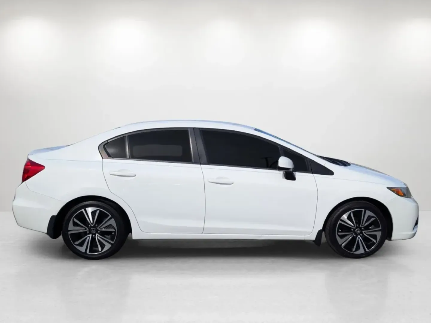 2012 Honda Civic Sdn LX (19XFB2F53CE) with an Other engine, located at 3959 U.S. 80 W, Phenix City, AL, 36870, (334) 297-4885, 32.469296, -85.135185 - **Discover Your Next Adventure with the 2012 Honda Civic LX - Perfect for Everyday Life!**<br /> <br /> Are you seeking a reliable and stylish vehicle that effortlessly adapts to your busy lifestyle? Look no further than the 2012 Honda Civic LX, available now at Gils Auto in Phenix City, AL. This se - Photo#3