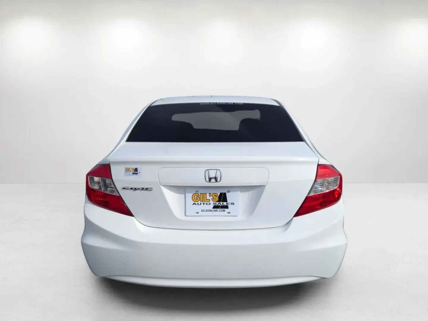 2012 Honda Civic Sdn LX (19XFB2F53CE) with an Other engine, located at 3959 U.S. 80 W, Phenix City, AL, 36870, (334) 297-4885, 32.469296, -85.135185 - **Discover Your Next Adventure with the 2012 Honda Civic LX - Perfect for Everyday Life!**<br /> <br /> Are you seeking a reliable and stylish vehicle that effortlessly adapts to your busy lifestyle? Look no further than the 2012 Honda Civic LX, available now at Gils Auto in Phenix City, AL. This se - Photo#5
