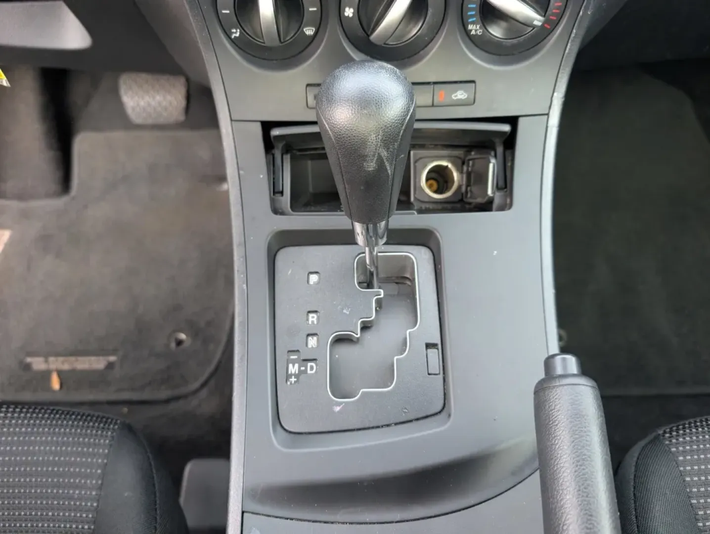 2012 /Black Mazda Mazda3 i Sport (JM1BL1UF7C1) with an Other engine, located at 1430 Gateway Drive, Opelika, AL, 36801, (334) 239-0944, 32.637871, -85.409790 - Are you searching for a reliable and stylish sedan that perfectly balances functionality and comfort? Look no further! At Gils Auto in Phenix City, AL, we have just the vehicle for you: a sleek 2012 Mazda3 i Sport. This sedan is not only great for daily commutes and weekend getaways, but it's also a - Photo#13