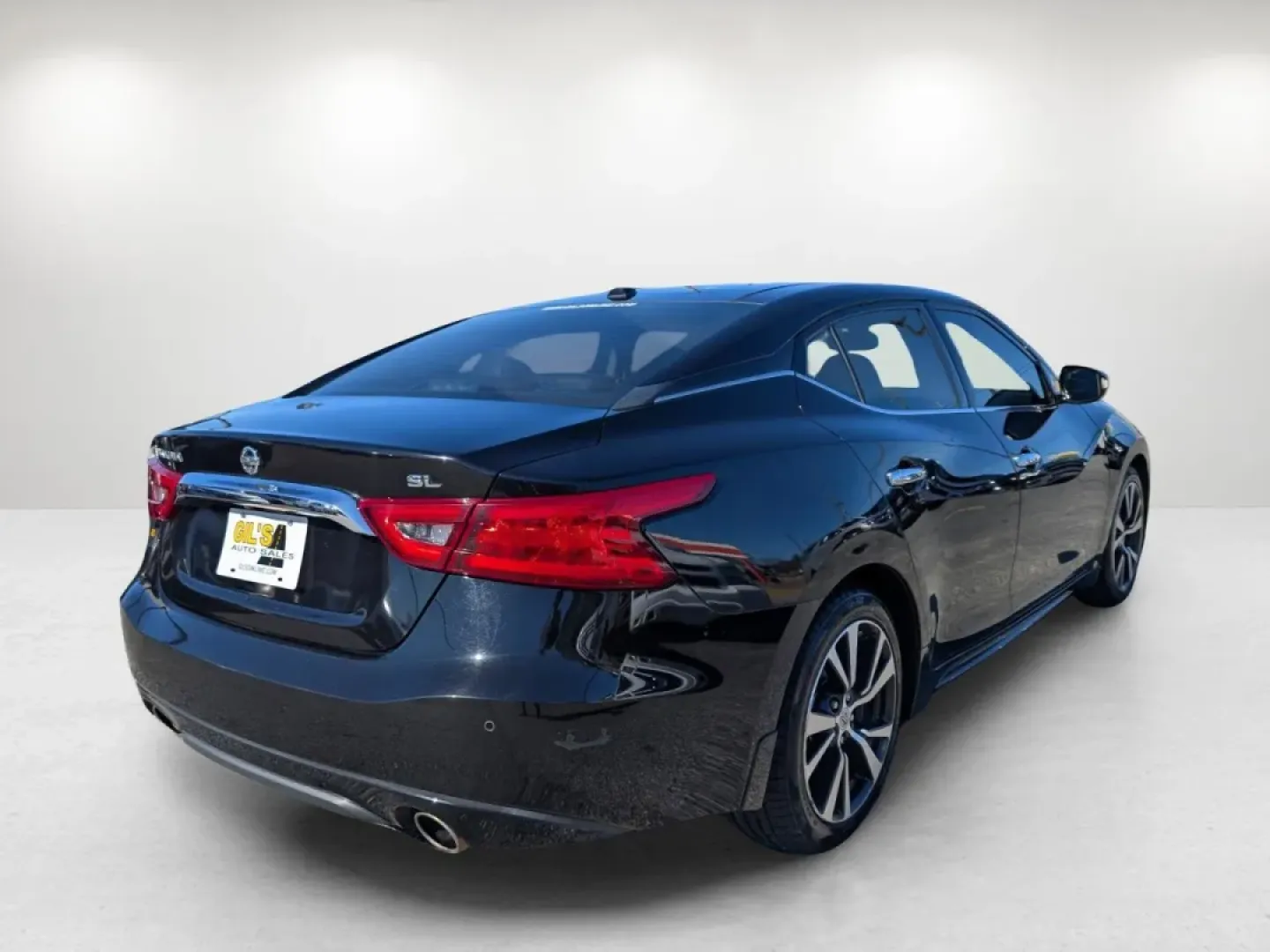2016 /Charcoal Nissan Maxima 3.5 SL (1N4AA6AP0GC) with an Other engine, located at 3959 U.S. 80 W, Phenix City, AL, 36870, (334) 297-4885, 32.469296, -85.135185 - **Elevate Your Driving Experience with the 2016 Nissan Maxima at Gils Auto! Perfect for Daily Commuters and Family Adventures!**<br /> <br /> Are you in search of a vehicle that combines style, functionality, and affordability? Look no further! The 2016 Nissan Maxima 3.5 SL, available at Gils Auto i - Photo#4