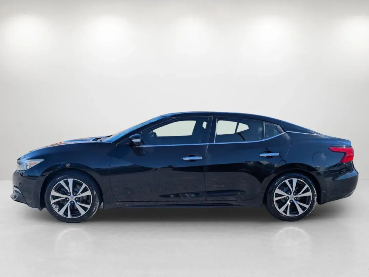 2016 /Charcoal Nissan Maxima 3.5 SL (1N4AA6AP0GC) with an Other engine, located at 3959 U.S. 80 W, Phenix City, AL, 36870, (334) 297-4885, 32.469296, -85.135185 - **Elevate Your Driving Experience with the 2016 Nissan Maxima at Gils Auto! Perfect for Daily Commuters and Family Adventures!**<br /> <br /> Are you in search of a vehicle that combines style, functionality, and affordability? Look no further! The 2016 Nissan Maxima 3.5 SL, available at Gils Auto i - Photo#7