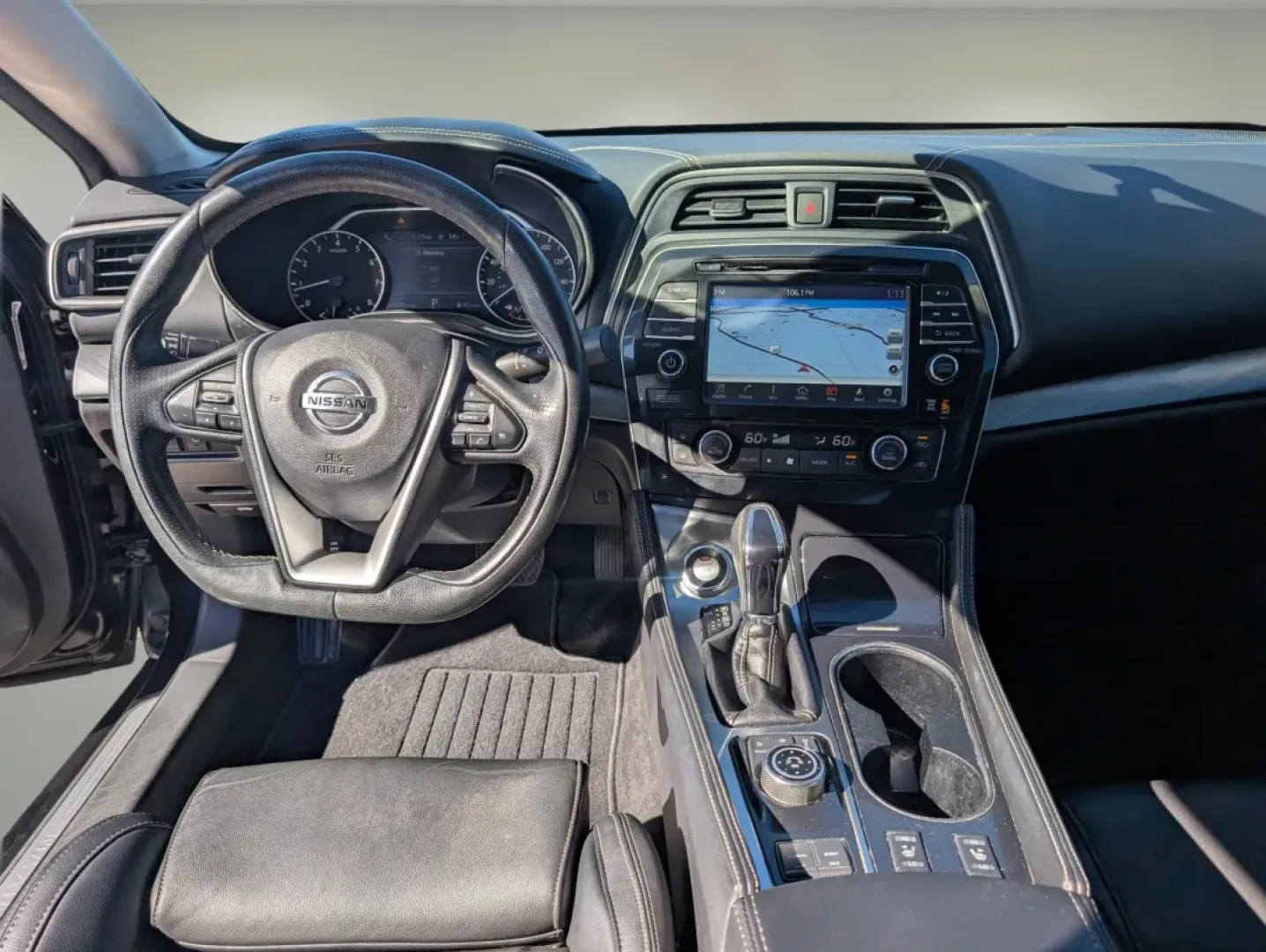 2016 /Charcoal Nissan Maxima 3.5 SL (1N4AA6AP0GC) with an Other engine, located at 3959 U.S. 80 W, Phenix City, AL, 36870, (334) 297-4885, 32.469296, -85.135185 - **Elevate Your Driving Experience with the 2016 Nissan Maxima at Gils Auto! Perfect for Daily Commuters and Family Adventures!**<br /> <br /> Are you in search of a vehicle that combines style, functionality, and affordability? Look no further! The 2016 Nissan Maxima 3.5 SL, available at Gils Auto i - Photo#11