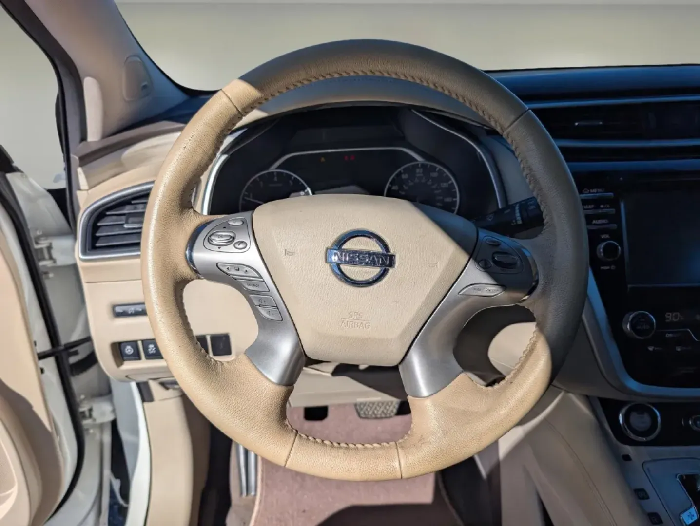 2016 /Beige Nissan Murano Platinum (5N1AZ2MG3GN) with an Other engine, located at 5115 14th Ave., Columbus, GA, 31904, (706) 323-0345, 32.511494, -84.971046 - Are you searching for the perfect vehicle that blends luxury with practicality? Look no further than this stunning 2016 Nissan Murano Platinum, available now at Gils Auto, your trusted Buy Here Pay Here dealership located at 3959 U.S. 80 W, Phenix City, AL 36870. This SUV is designed for those who a - Photo#14