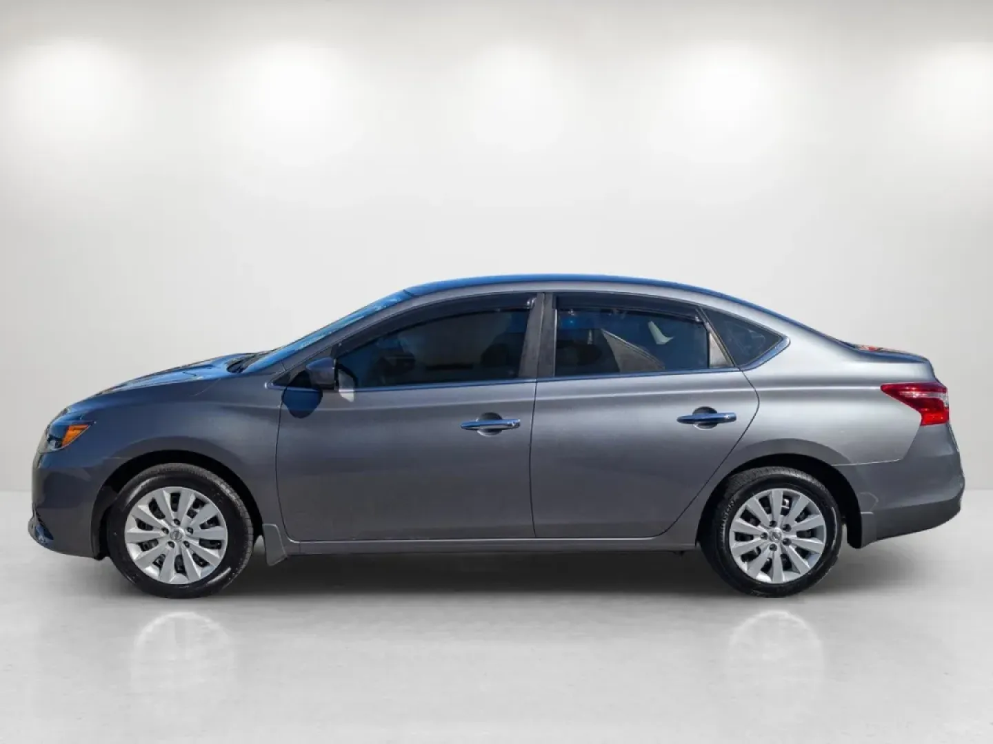 2017 /Charcoal Nissan Sentra S (3N1AB7AP7HY) with an Other engine, located at 3959 U.S. 80 W, Phenix City, AL, 36870, (334) 297-4885, 32.469296, -85.135185 - Embrace a lifestyle of comfort and practicality with the versatile 2017 Nissan Sentra, available now at Gils Auto in Phenix City, AL. Whether you're commuting to work, running errands, or embarking on road trips, this sedan is designed to cater to your everyday needs while ensuring you enjoy every m - Photo#7