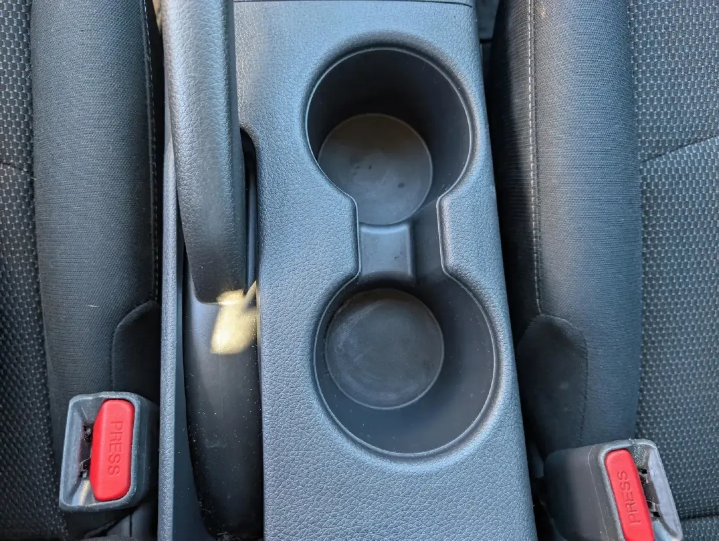 2017 /Charcoal Nissan Sentra S (3N1AB7AP7HY) with an Other engine, located at 3959 U.S. 80 W, Phenix City, AL, 36870, (334) 297-4885, 32.469296, -85.135185 - Embrace a lifestyle of comfort and practicality with the versatile 2017 Nissan Sentra, available now at Gils Auto in Phenix City, AL. Whether you're commuting to work, running errands, or embarking on road trips, this sedan is designed to cater to your everyday needs while ensuring you enjoy every m - Photo#12