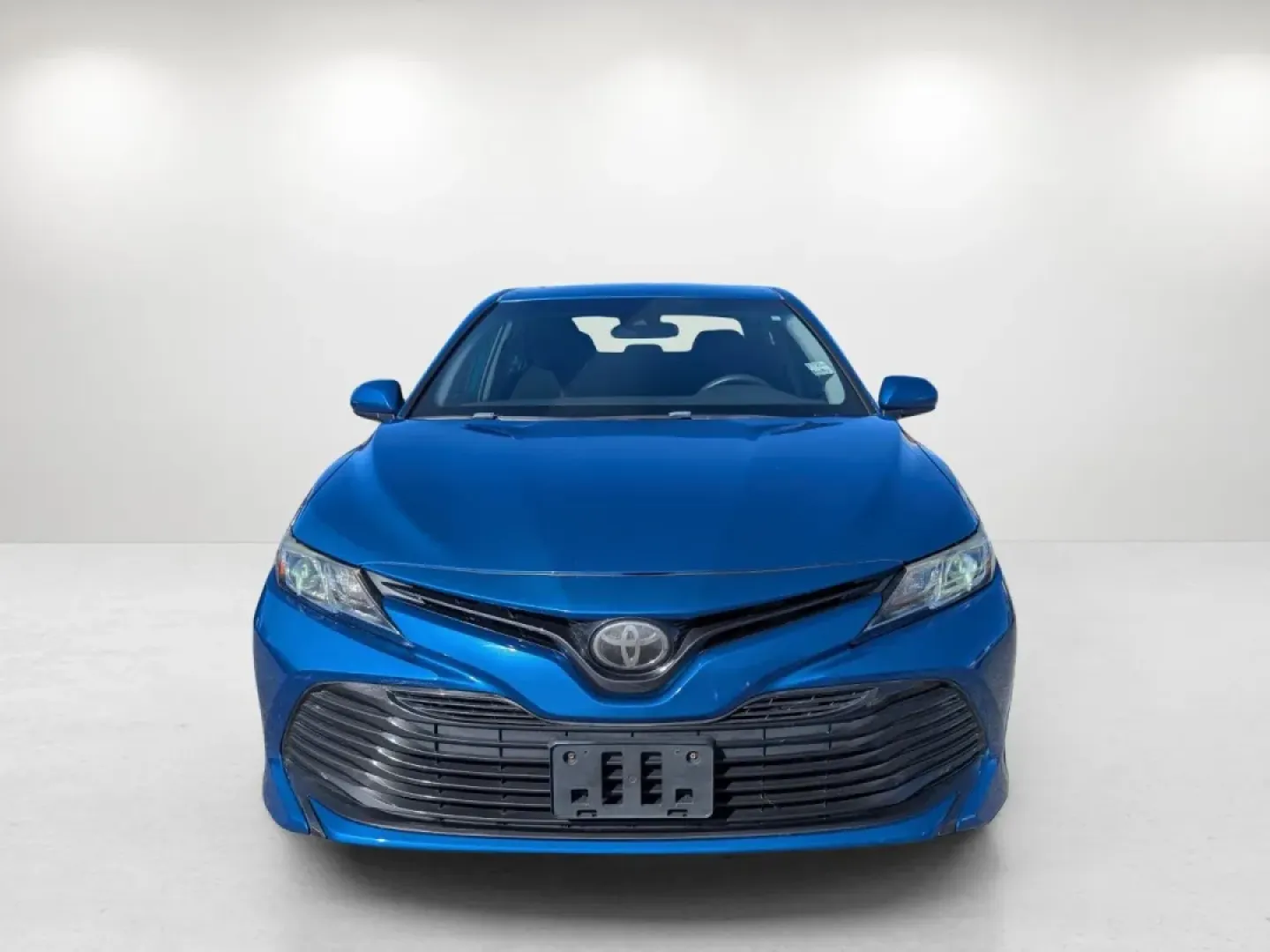 2019 Toyota Camry LE (4T1B11HK2KU) with an Other engine, located at 5115 14th Ave., Columbus, GA, 31904, (706) 323-0345, 32.511494, -84.971046 - Looking for a vehicle that effortlessly blends reliability with modern comfort? The 2019 Toyota Camry LE may be the perfect match, ideal for daily commutes, family outings, or weekend adventures. With its spacious cabin and advanced features, this sedan ensures every ride is enjoyable, whether you'r - Photo#1