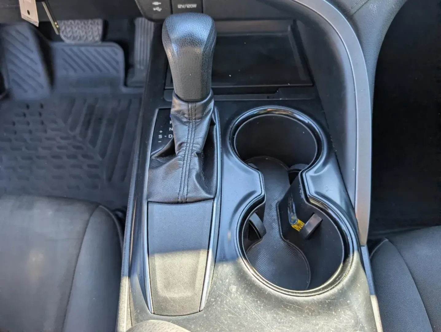 2019 Toyota Camry LE (4T1B11HK2KU) with an Other engine, located at 5115 14th Ave., Columbus, GA, 31904, (706) 323-0345, 32.511494, -84.971046 - Looking for a vehicle that effortlessly blends reliability with modern comfort? The 2019 Toyota Camry LE may be the perfect match, ideal for daily commutes, family outings, or weekend adventures. With its spacious cabin and advanced features, this sedan ensures every ride is enjoyable, whether you'r - Photo#12