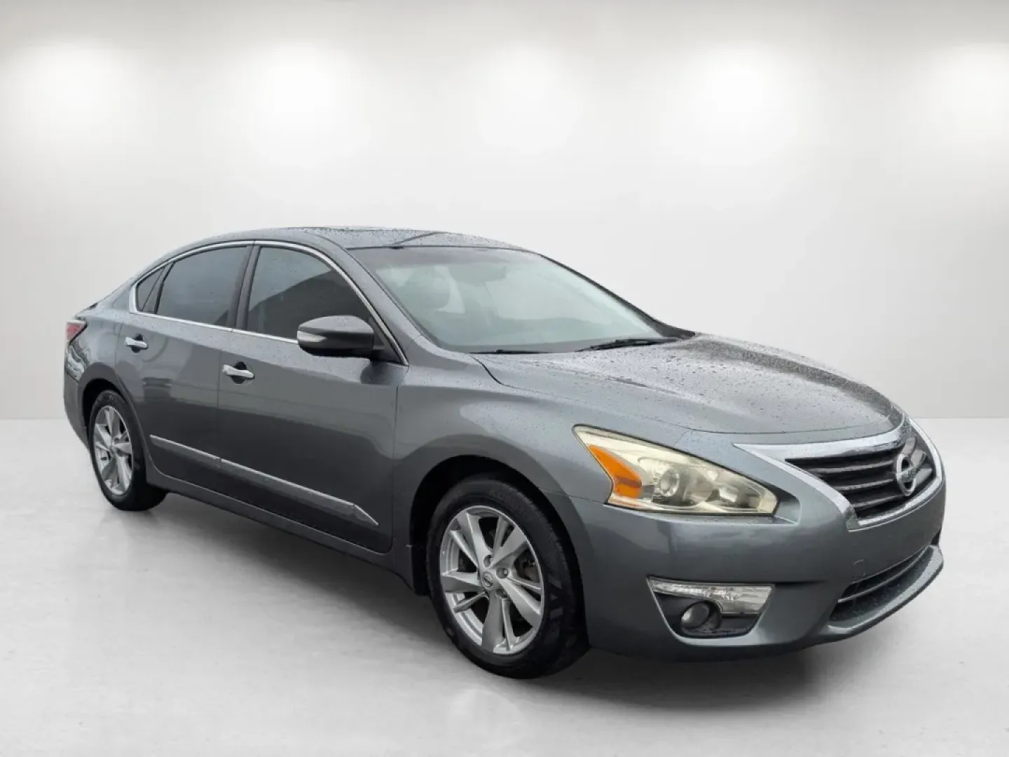 2015 /Charcoal Nissan Altima 2.5 SL (1N4AL3AP8FC) with an Other engine, located at 5115 14th Ave., Columbus, GA, 31904, (706) 323-0345, 32.511494, -84.971046 - Elevate your daily drive and experience the perfect blend of comfort, safety, and style with this stunning 2015 Nissan Altima 2.5 SL, available now at Gils Auto in Phenix City, AL. Whether you're a commuter navigating the bustling streets of downtown, a growing family embarking on weekend getaways, - Photo#2