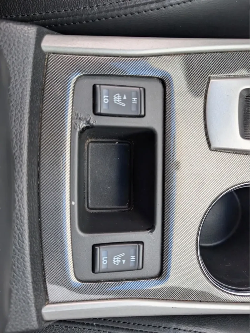 2015 /Charcoal Nissan Altima 2.5 SL (1N4AL3AP8FC) with an Other engine, located at 5115 14th Ave., Columbus, GA, 31904, (706) 323-0345, 32.511494, -84.971046 - Elevate your daily drive and experience the perfect blend of comfort, safety, and style with this stunning 2015 Nissan Altima 2.5 SL, available now at Gils Auto in Phenix City, AL. Whether you're a commuter navigating the bustling streets of downtown, a growing family embarking on weekend getaways, - Photo#12