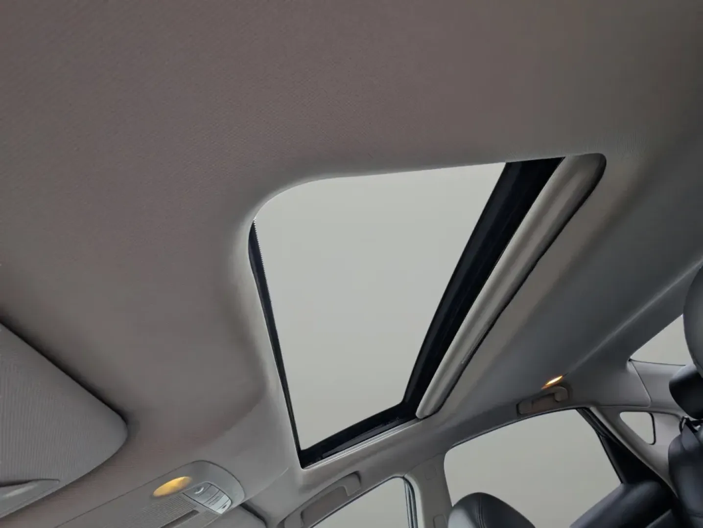 2015 /Charcoal Nissan Altima 2.5 SL (1N4AL3AP8FC) with an Other engine, located at 5115 14th Ave., Columbus, GA, 31904, (706) 323-0345, 32.511494, -84.971046 - Elevate your daily drive and experience the perfect blend of comfort, safety, and style with this stunning 2015 Nissan Altima 2.5 SL, available now at Gils Auto in Phenix City, AL. Whether you're a commuter navigating the bustling streets of downtown, a growing family embarking on weekend getaways, - Photo#17