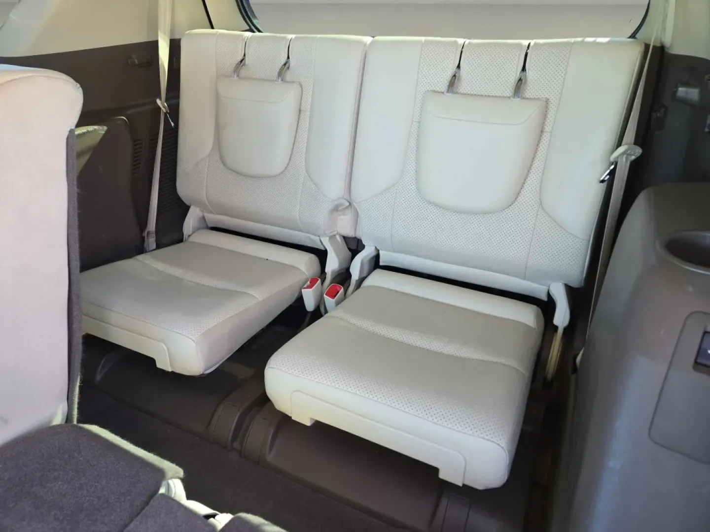 2011 Lexus GX 460 (JTJBM7FX5B5) with an Other engine, located at 521 Old Farm Lane Rd, Prattville, AL, 36066, (334) 325-1505, 32.482460, -86.416367 - **Adventure Awaits with the 2011 Lexus GX 460 The Perfect SUV for Family and Fun!**<br /> <br /> Are you ready to elevate your family adventures while navigating the beautiful roads of Prattville, AL? Look no further than this stunning 2011 Lexus GX 460, available at Gils Auto, your trusted Buy Her - Photo#13