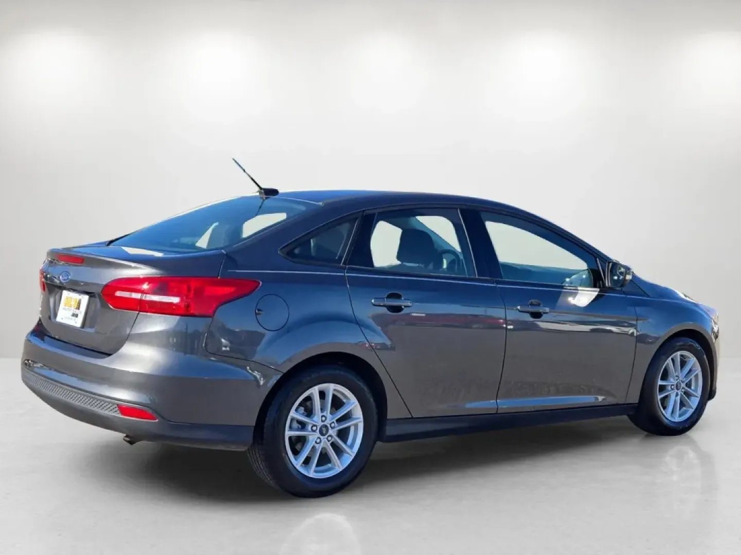 2018 Ford Focus SE (1FADP3FE3JL) with an Other engine, located at 521 Old Farm Lane Rd, Prattville, AL, 36066, (334) 325-1505, 32.482460, -86.416367 - Experience the joy of a daily commute like never before with this 2018 Ford Focus SE sedan, a vehicle designed for comfort, efficiency, and style. Ideal for budget-conscious buyers and those navigating busy city streets, this reliable car not only gets you from point A to B but enhances your lifesty - Photo#5