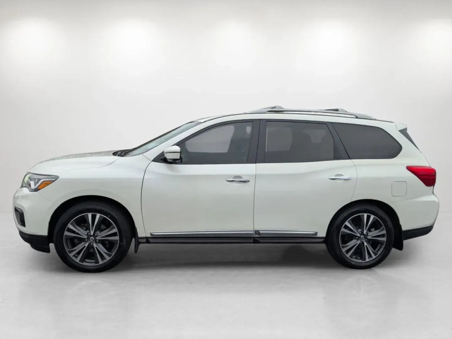 2020 /Almond Nissan Pathfinder Platinum (5N1DR2DN2LC) with an Other engine, located at 3959 U.S. 80 W, Phenix City, AL, 36870, (334) 297-4885, 32.469296, -85.135185 - Discover a new level of adventure with the 2020 Nissan Pathfinder Platinum, now available at Gils Auto in Phenix City, AL. Perfect for growing families, this spacious SUV offers a blend of comfort, technology, and versatility that makes it ideal for weekend getaways, school runs, or daily commutes. - Photo#7