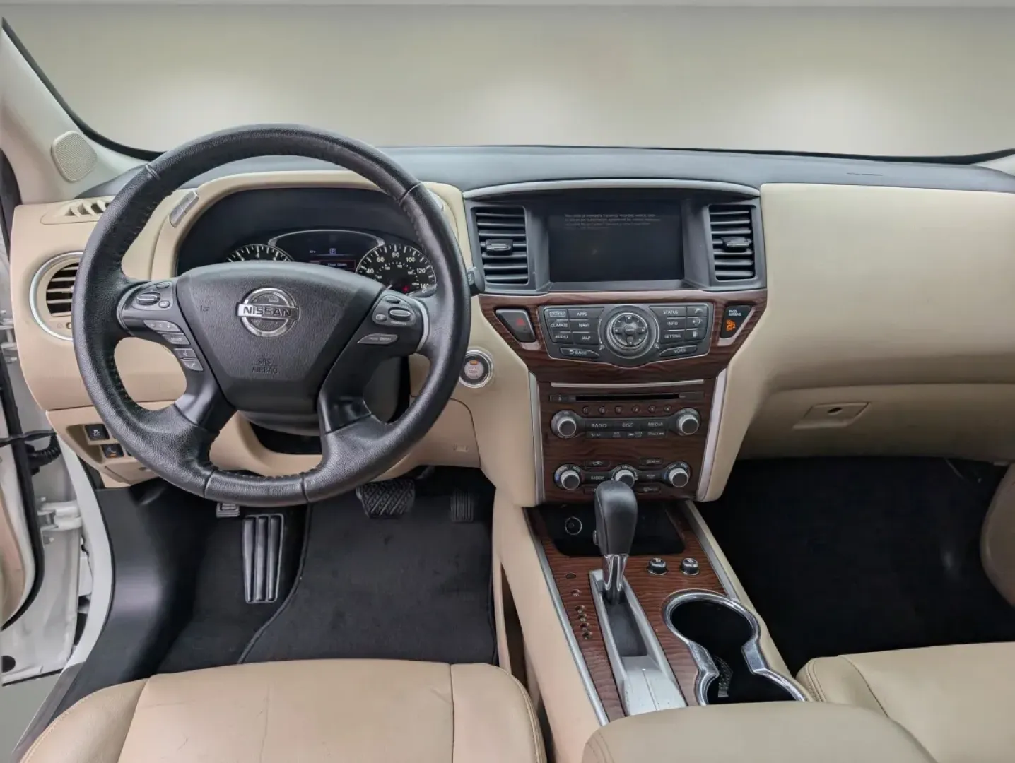 2020 /Almond Nissan Pathfinder Platinum (5N1DR2DN2LC) with an Other engine, located at 3959 U.S. 80 W, Phenix City, AL, 36870, (334) 297-4885, 32.469296, -85.135185 - Discover a new level of adventure with the 2020 Nissan Pathfinder Platinum, now available at Gils Auto in Phenix City, AL. Perfect for growing families, this spacious SUV offers a blend of comfort, technology, and versatility that makes it ideal for weekend getaways, school runs, or daily commutes. - Photo#12