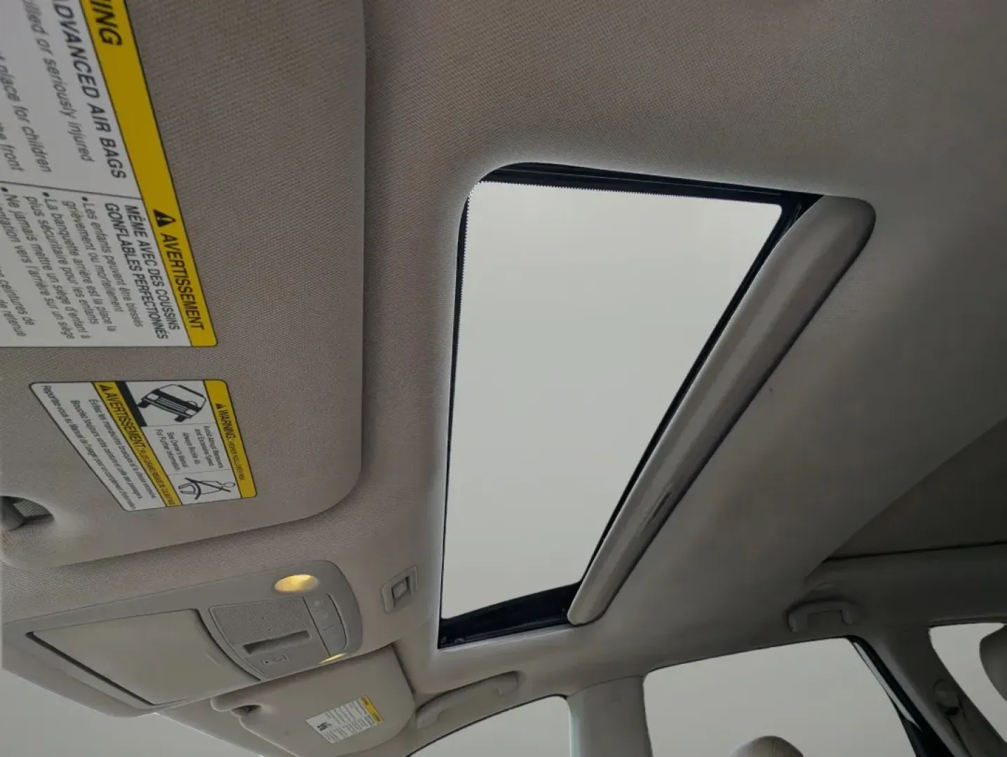 2020 /Almond Nissan Pathfinder Platinum (5N1DR2DN2LC) with an Other engine, located at 3959 U.S. 80 W, Phenix City, AL, 36870, (334) 297-4885, 32.469296, -85.135185 - Discover a new level of adventure with the 2020 Nissan Pathfinder Platinum, now available at Gils Auto in Phenix City, AL. Perfect for growing families, this spacious SUV offers a blend of comfort, technology, and versatility that makes it ideal for weekend getaways, school runs, or daily commutes. - Photo#17