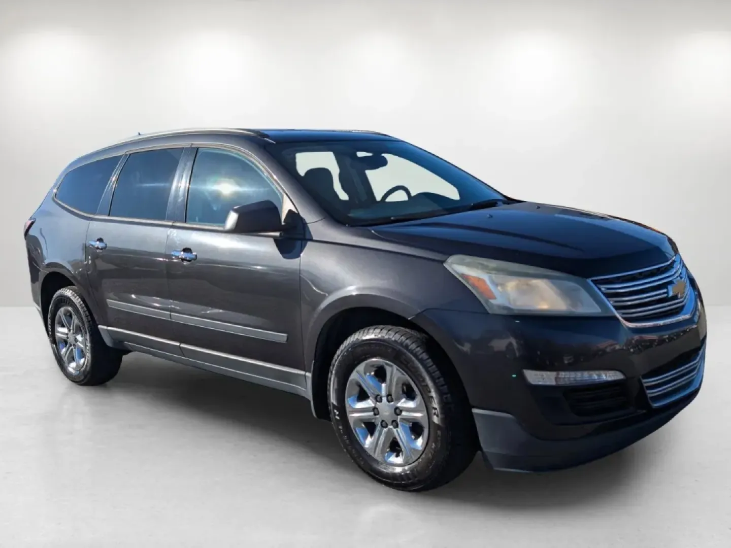 2017 /Dark Titanium/Light Titanium Chevrolet Traverse LS (1GNKRFKD3HJ) with an Other engine, located at 3959 U.S. 80 W, Phenix City, AL, 36870, (334) 297-4885, 32.469296, -85.135185 - **Explore Adventure in the 2017 Chevrolet Traverse LS Perfect for Growing Families!**<br /> <br /> Are you in search of a spacious, reliable SUV that can comfortably accommodate your family and all their gear for weekend adventures? Look no further than the 2017 Chevrolet Traverse LS, now available - Photo#2