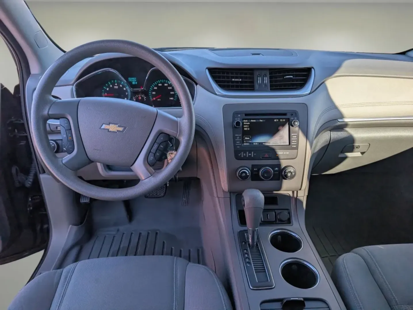 2017 /Dark Titanium/Light Titanium Chevrolet Traverse LS (1GNKRFKD3HJ) with an Other engine, located at 3959 U.S. 80 W, Phenix City, AL, 36870, (334) 297-4885, 32.469296, -85.135185 - **Explore Adventure in the 2017 Chevrolet Traverse LS Perfect for Growing Families!**<br /> <br /> Are you in search of a spacious, reliable SUV that can comfortably accommodate your family and all their gear for weekend adventures? Look no further than the 2017 Chevrolet Traverse LS, now available - Photo#12