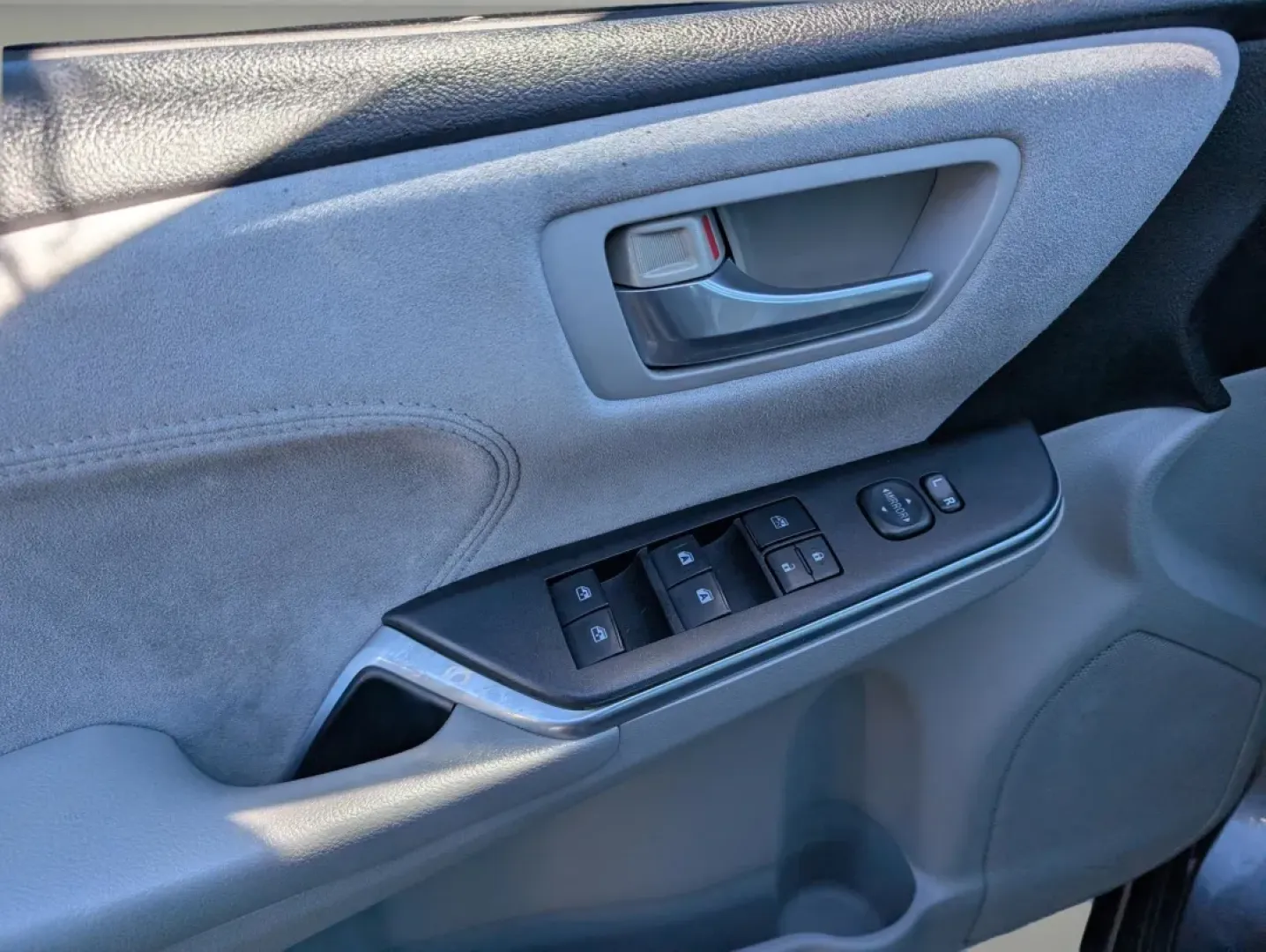 2016 Toyota Camry XSE (4T1BF1FKXGU) with an Other engine, located at 3959 U.S. 80 W, Phenix City, AL, 36870, (334) 297-4885, 32.469296, -85.135185 - **Discover a Reliable Ride That Fits Your Lifestyle: 2016 Toyota Camry at Gils Auto Phenix City, AL!**<br /> <br /> If you're searching for a vehicle that seamlessly blends reliability with comfort, look no further than this stunning 2016 Toyota Camry, available now at Gils Auto in Phenix City, AL. - Photo#8