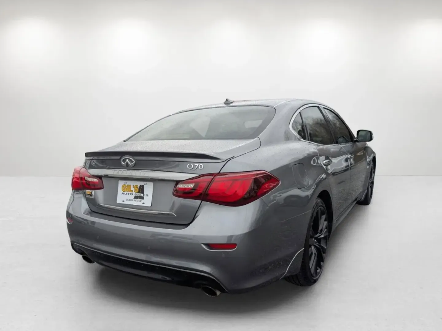 2016 /Graphite Infiniti Q70 (JN1BY1AP2GM) with an Other engine, located at 5115 14th Ave., Columbus, GA, 31904, (706) 323-0345, 32.511494, -84.971046 - **Elevate Your Drive with the 2016 Infiniti Q70: A Luxury Sedan Tailored for Modern Living!**<br /> <br /> Are you searching for a luxurious vehicle that effortlessly combines style, comfort, and top-notch performance? Look no further than the stunning 2016 Infiniti Q70, available now at Gils Auto i - Photo#4