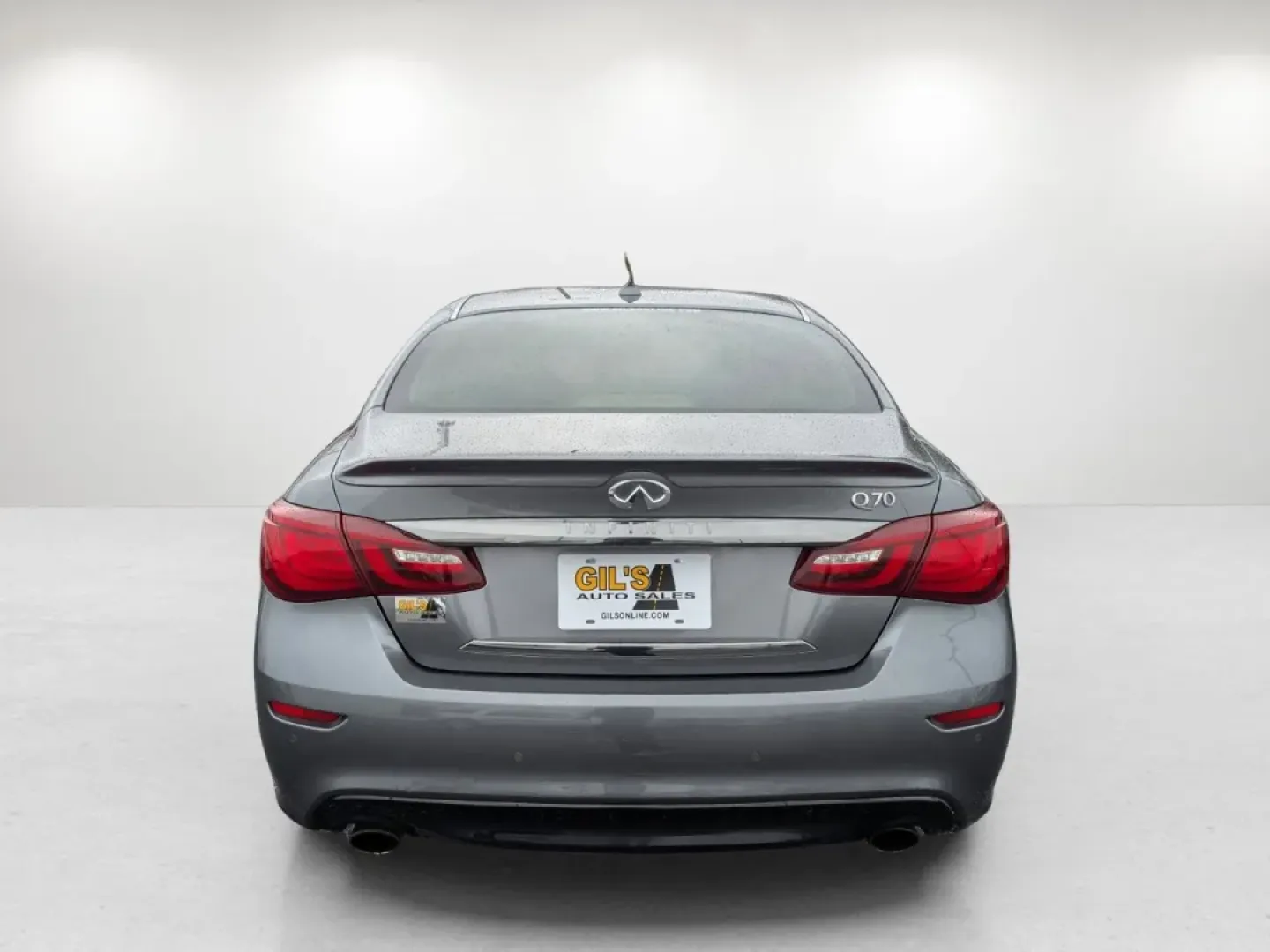 2016 /Graphite Infiniti Q70 (JN1BY1AP2GM) with an Other engine, located at 5115 14th Ave., Columbus, GA, 31904, (706) 323-0345, 32.511494, -84.971046 - **Elevate Your Drive with the 2016 Infiniti Q70: A Luxury Sedan Tailored for Modern Living!**<br /> <br /> Are you searching for a luxurious vehicle that effortlessly combines style, comfort, and top-notch performance? Look no further than the stunning 2016 Infiniti Q70, available now at Gils Auto i - Photo#5