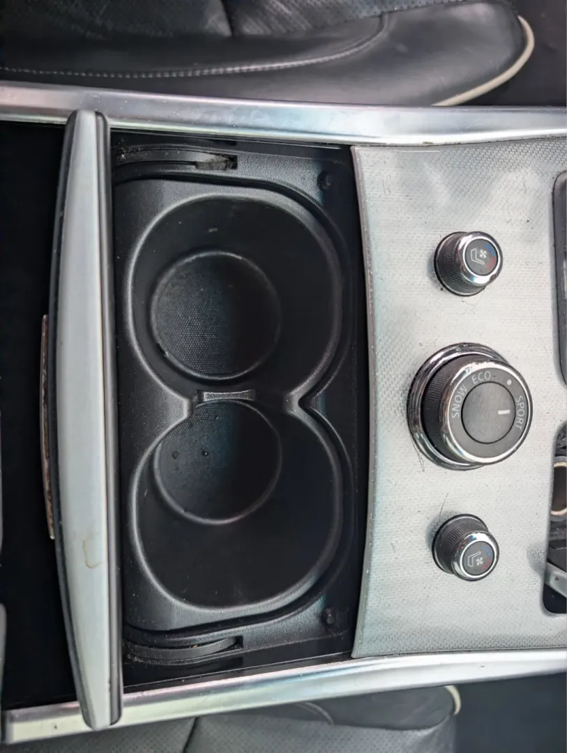 2016 /Graphite Infiniti Q70 (JN1BY1AP2GM) with an Other engine, located at 5115 14th Ave., Columbus, GA, 31904, (706) 323-0345, 32.511494, -84.971046 - **Elevate Your Drive with the 2016 Infiniti Q70: A Luxury Sedan Tailored for Modern Living!**<br /> <br /> Are you searching for a luxurious vehicle that effortlessly combines style, comfort, and top-notch performance? Look no further than the stunning 2016 Infiniti Q70, available now at Gils Auto i - Photo#12