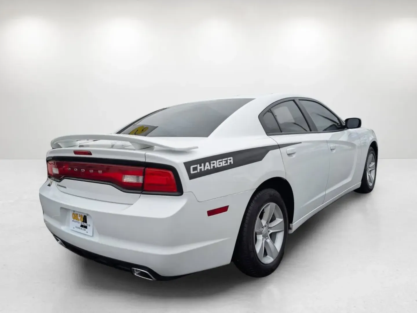 2011 /Black Interior Dodge Charger SE (2B3CL3CG9BH) with an Other engine, located at 5115 14th Ave., Columbus, GA, 31904, (706) 323-0345, 32.511494, -84.971046 - **Elevate Your Daily Drive with the 2011 Dodge Charger SE from Gils Auto!**<br /> <br /> Are you in search of a stylish vehicle that effortlessly combines performance with practicality? Look no further than the 2011 Dodge Charger SE, available at Gils Auto in Phenix City, AL. This coupe is not just - Photo#4