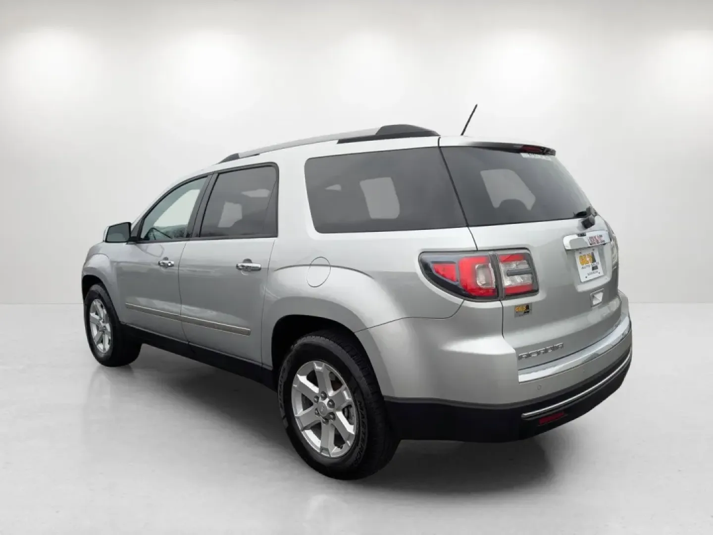 2015 /Ebony GMC Acadia SLE (1GKKRNEDXFJ) with an Other engine, located at 5115 14th Ave., Columbus, GA, 31904, (706) 323-0345, 32.511494, -84.971046 - **Discover Adventure with the 2015 GMC Acadia SLE at Gils Auto Your Family-Friendly Buy Here Pay Here Dealership in Phenix City!**<br /> <br /> Are you ready to elevate your family's lifestyle with a vehicle that combines comfort, reliability, and versatility? The 2015 GMC Acadia SLE is the perfect - Photo#6