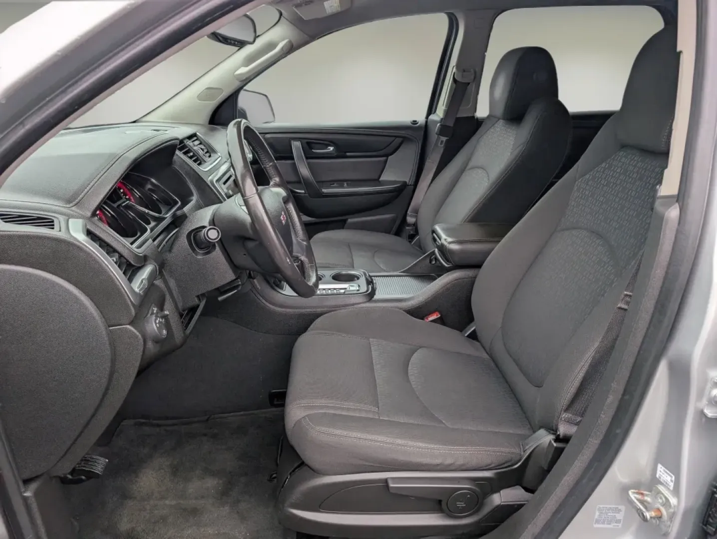 2015 /Ebony GMC Acadia SLE (1GKKRNEDXFJ) with an Other engine, located at 5115 14th Ave., Columbus, GA, 31904, (706) 323-0345, 32.511494, -84.971046 - **Discover Adventure with the 2015 GMC Acadia SLE at Gils Auto Your Family-Friendly Buy Here Pay Here Dealership in Phenix City!**<br /> <br /> Are you ready to elevate your family's lifestyle with a vehicle that combines comfort, reliability, and versatility? The 2015 GMC Acadia SLE is the perfect - Photo#9