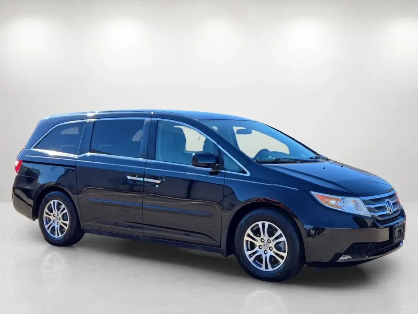 2012 Honda Odyssey EX (5FNRL5H4XCB) with an Other engine, located at 521 Old Farm Lane Rd, Prattville, AL, 36066, (334) 325-1505, 32.482460, -86.416367 - Are you ready to embrace the joy of family road trips or the convenience of daily commutes? Look no further than this 2012 Honda Odyssey EX at Gils Auto in Prattville, AL. Perfectly designed for growing families and busy professionals alike, this minivan seamlessly blends comfort, safety, and functi - Photo#3