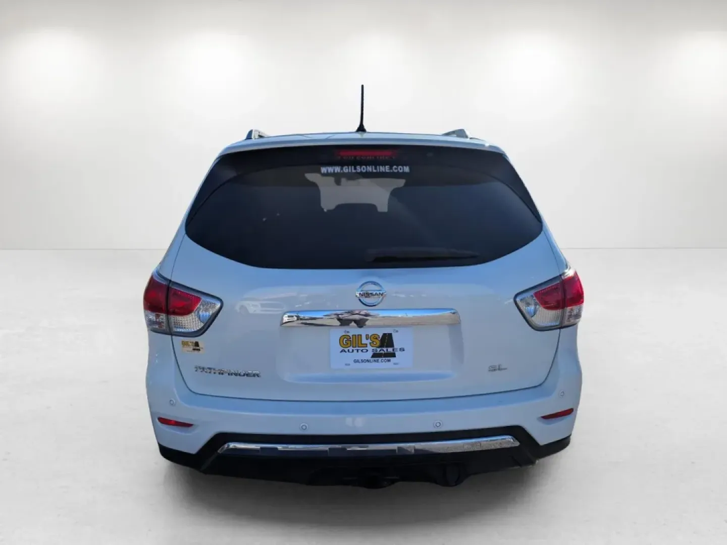 2013 /Almond Nissan Pathfinder SL (5N1AR2MN0DC) with an Other engine, located at 3959 U.S. 80 W, Phenix City, AL, 36870, (334) 297-4885, 32.469296, -85.135185 - **Unleash Adventures with the 2013 Nissan Pathfinder SL at Gils Auto Your Local Buy Here Pay Here Dealership!**<br /> <br /> Are you ready to elevate your family outings or weekend getaways? The 2013 Nissan Pathfinder SL is your ticket to unforgettable adventures, providing comfort, space, and perf - Photo#5